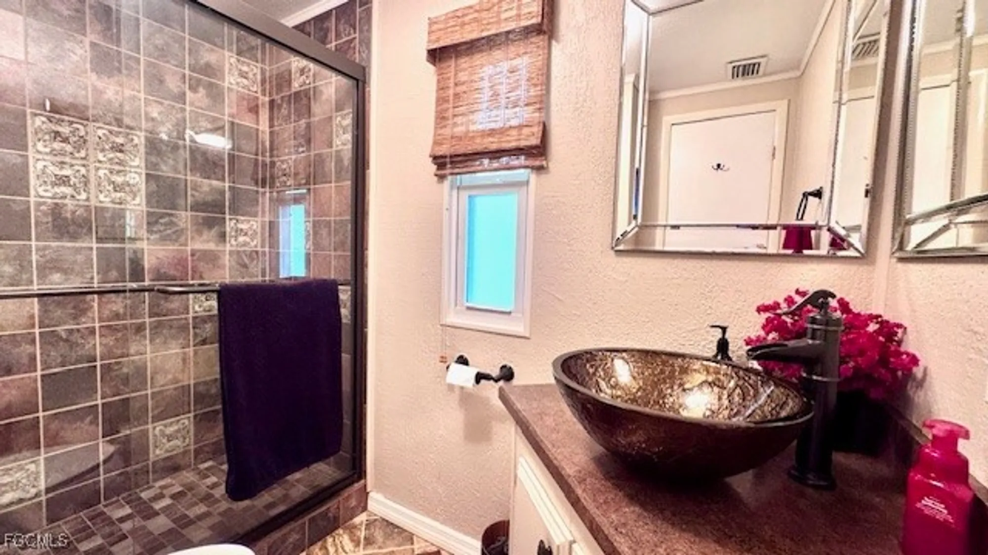 Property Slideshow image 7 of 40 | 14590 paul revere loop, North Fort Myers, FL, 33917