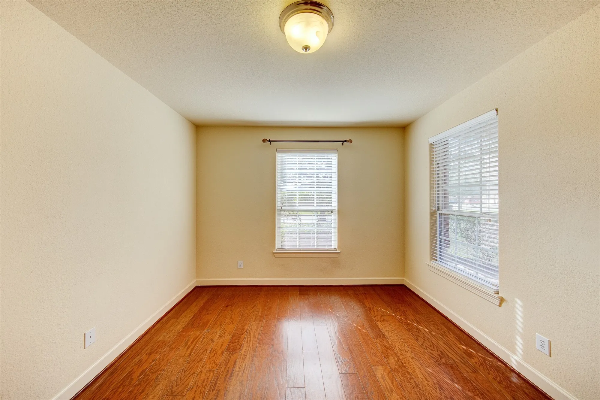 Property Slideshow image 10 of 49 | 1650 pelago st, League City, TX, 77573