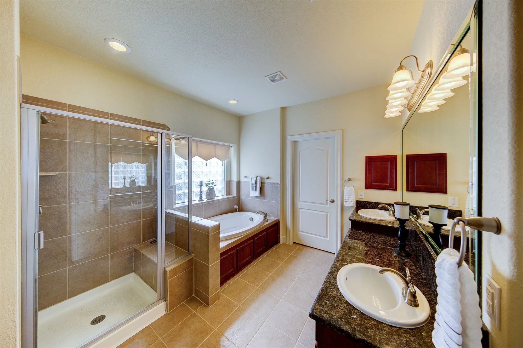 Property Slideshow image 25 of 49 | 1650 pelago st, League City, TX, 77573