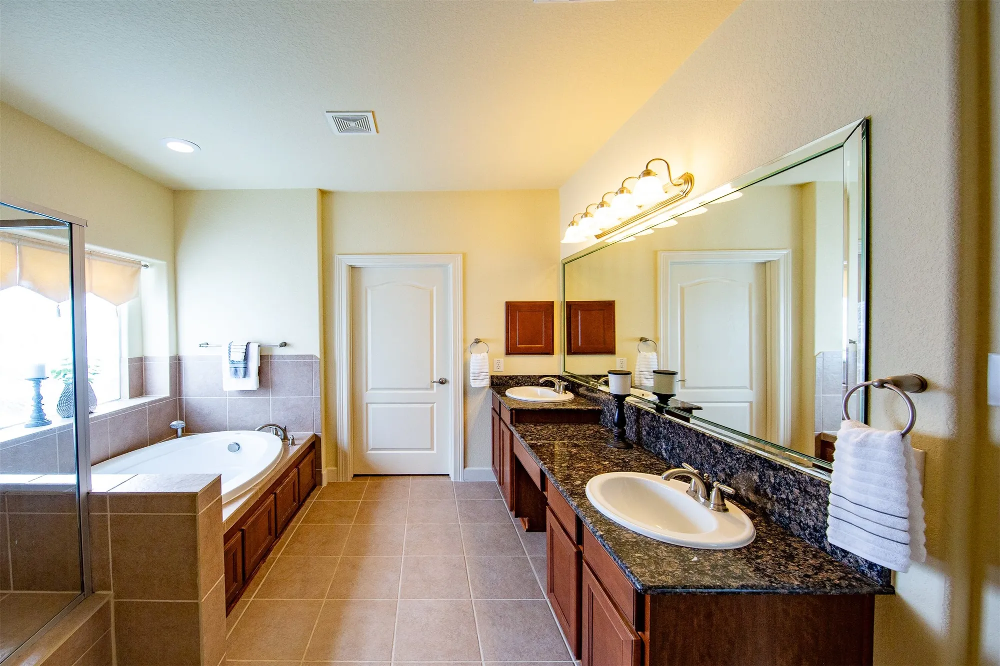 Property Slideshow image 26 of 49 | 1650 pelago st, League City, TX, 77573