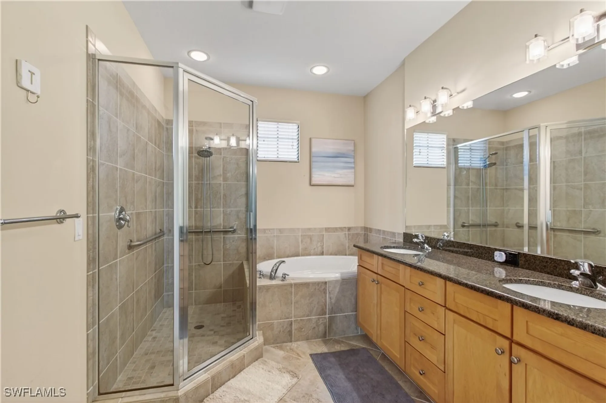 Property Slideshow image 11 of 32 | 8964 malibu ln # 11, Naples, FL, 34113