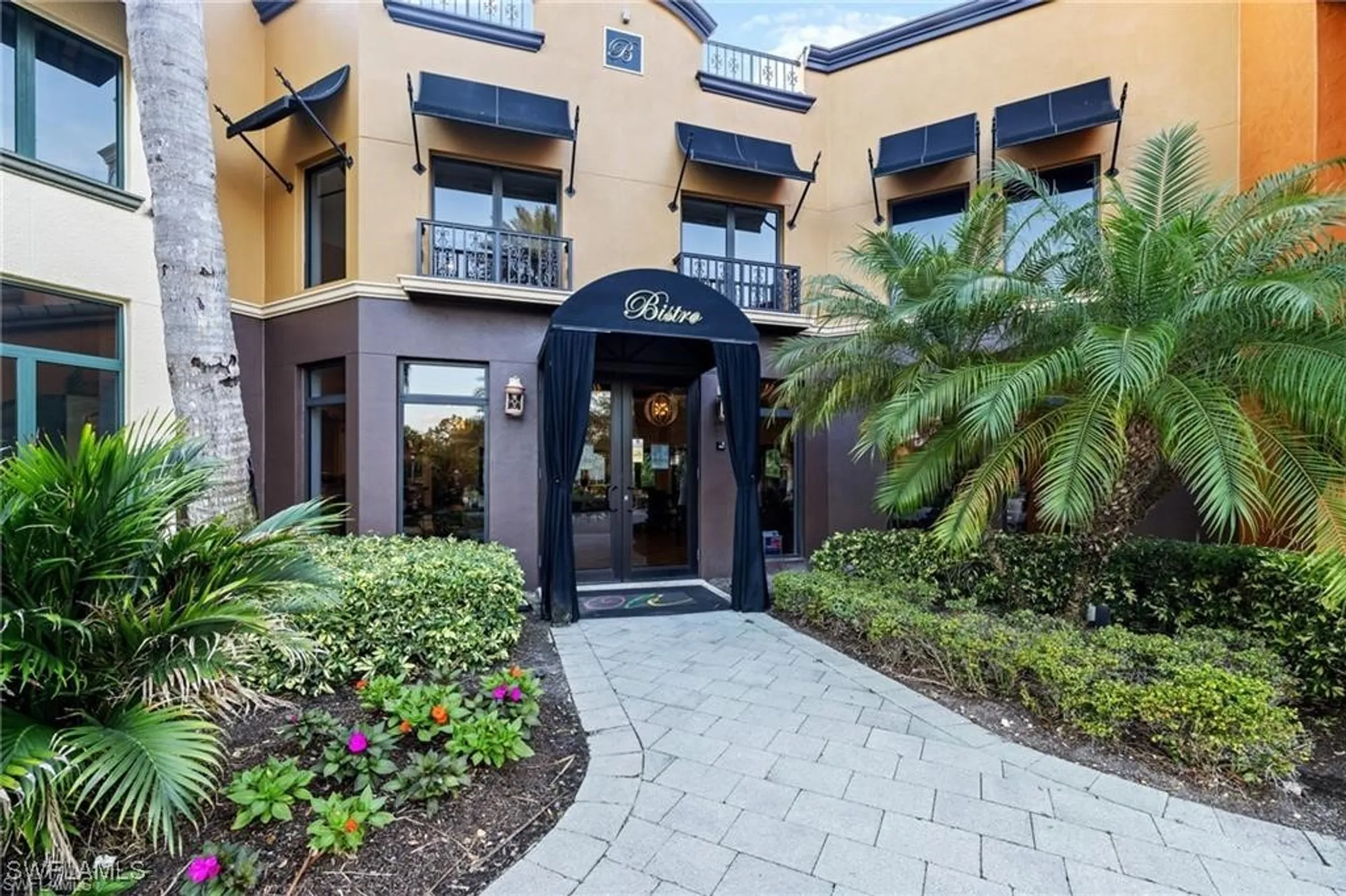 Property Slideshow image 27 of 32 | 8964 malibu ln # 11, Naples, FL, 34113