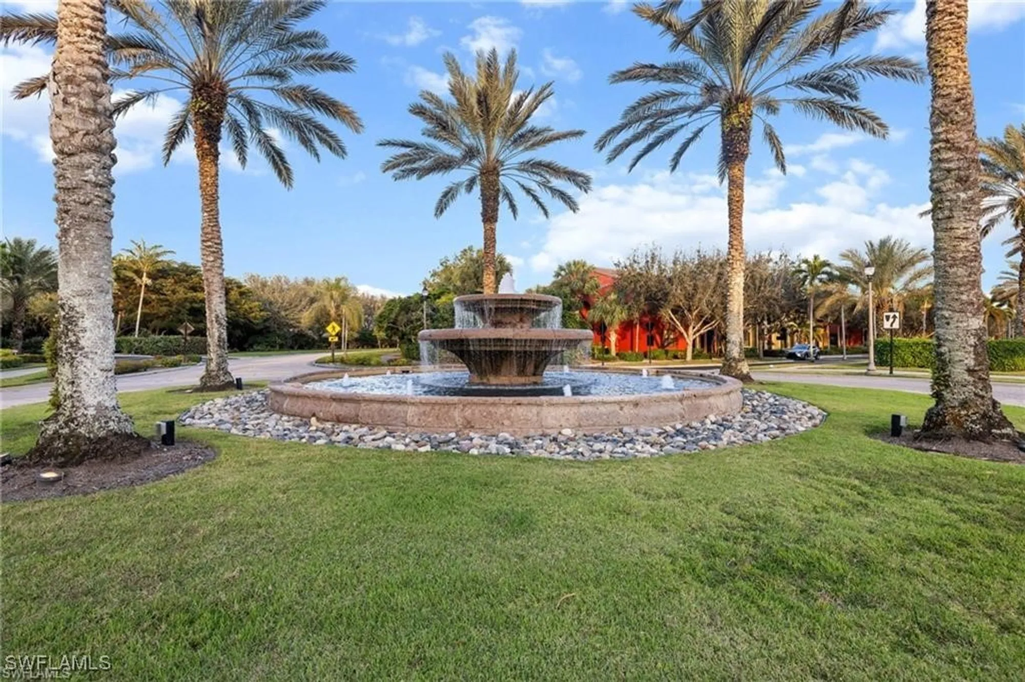 Property Slideshow image 28 of 32 | 8964 malibu ln # 11, Naples, FL, 34113