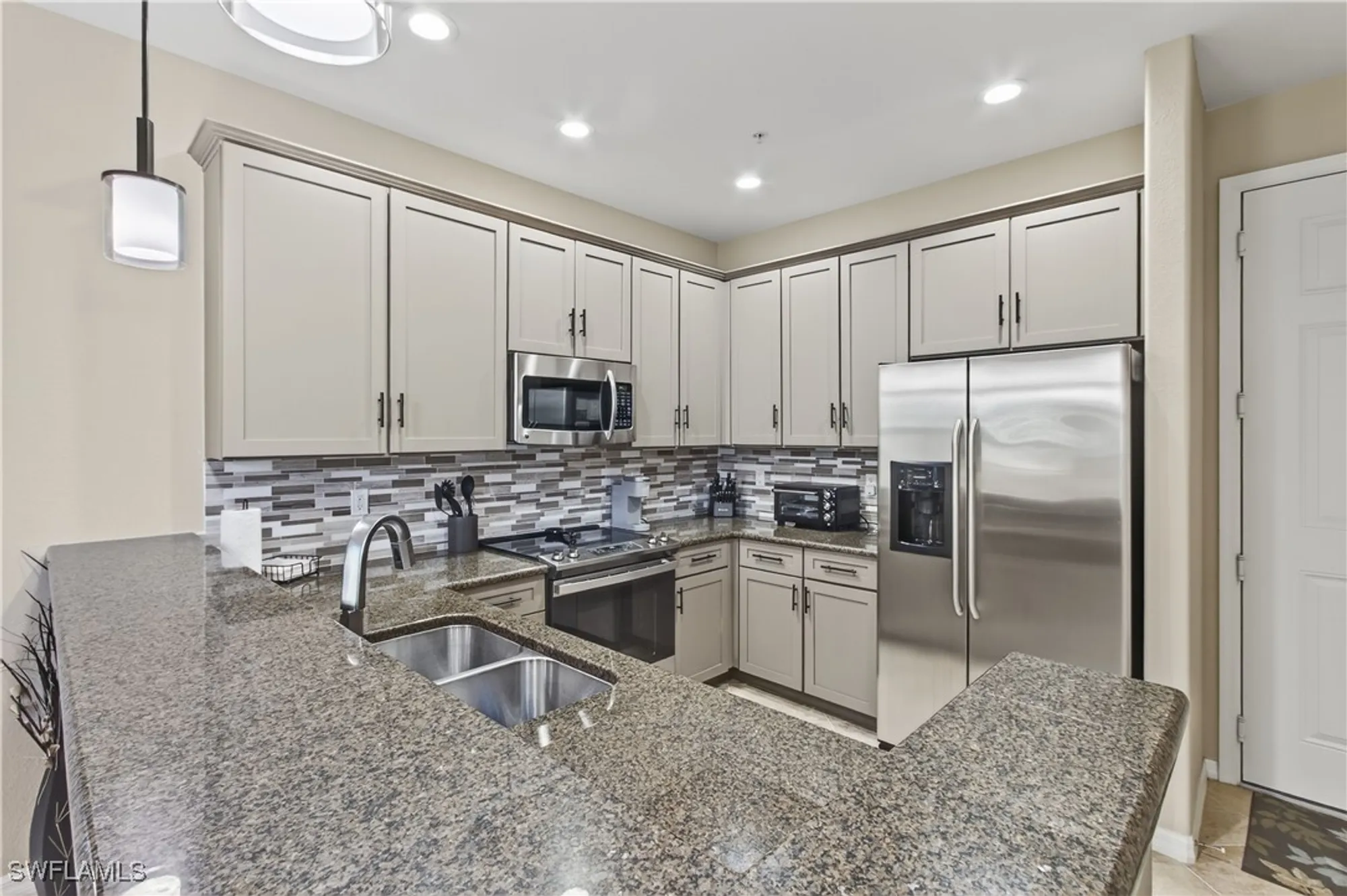 Property Slideshow image 3 of 32 | 8964 malibu ln # 11, Naples, FL, 34113