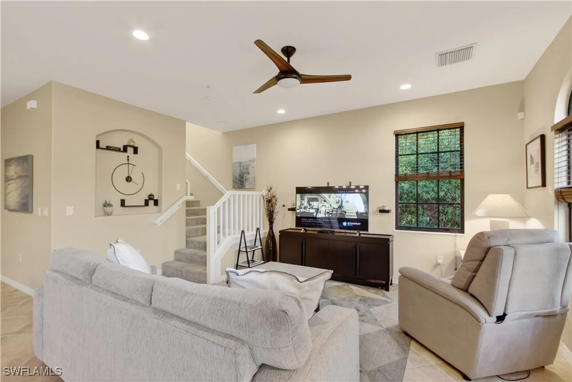 Property Slideshow image 7 of 32 | 8964 malibu ln # 11, Naples, FL, 34113