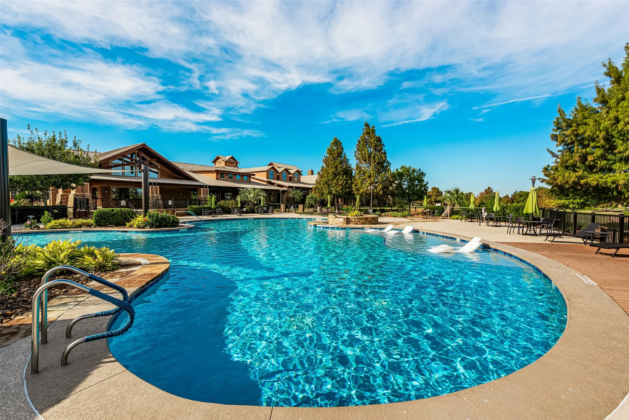 Property Slideshow image 23 of 30 | 614 shoreside dr, Richmond, TX, 77469