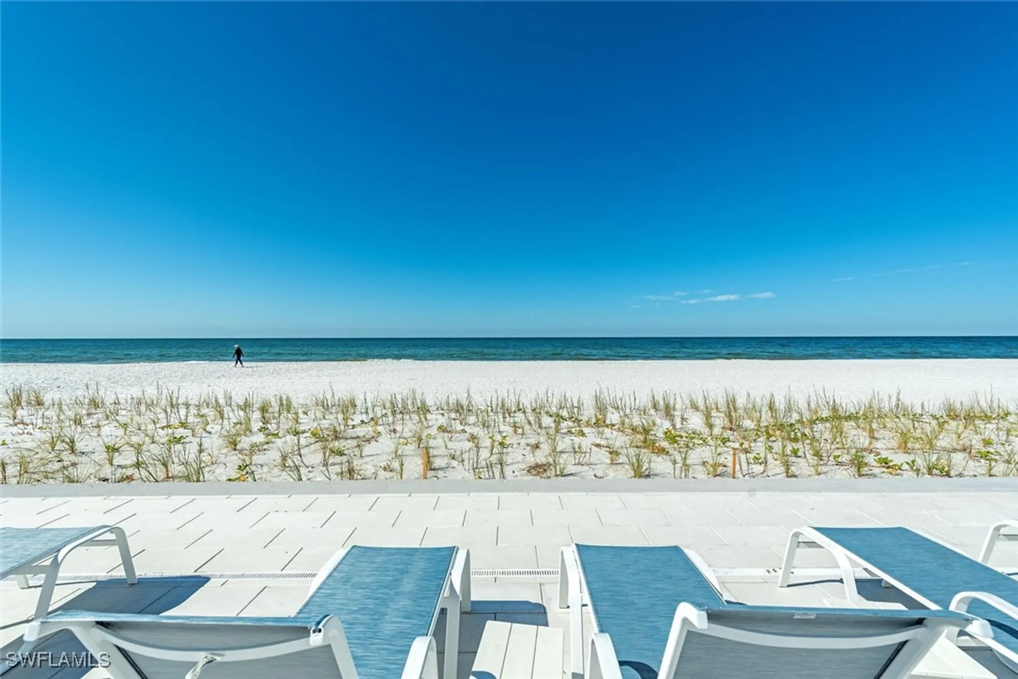 Property Slideshow image 17 of 20 | 3443 gulf shore blvd 214, Naples, FL, 34103