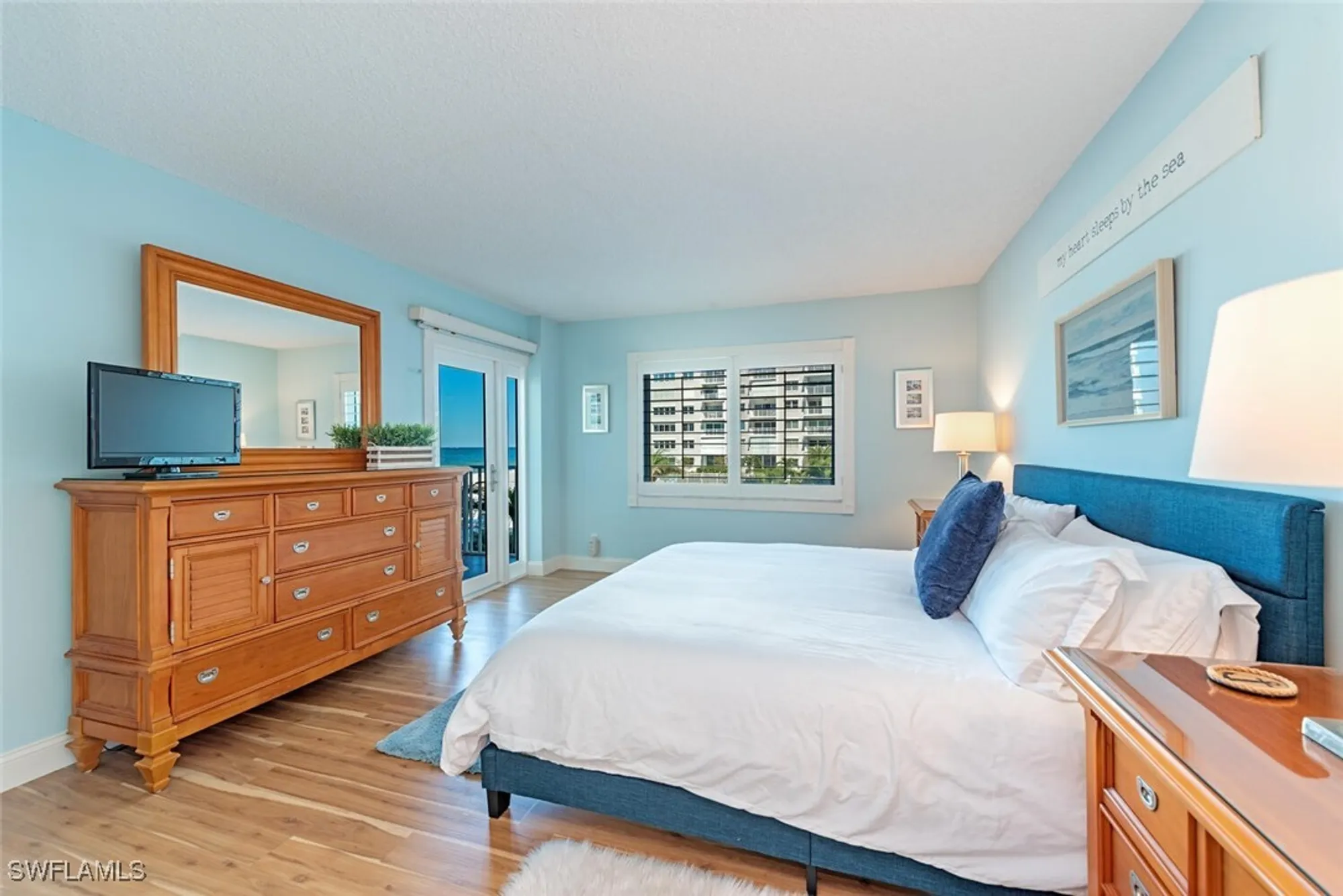 Property Slideshow image 6 of 20 | 3443 gulf shore blvd 214, Naples, FL, 34103