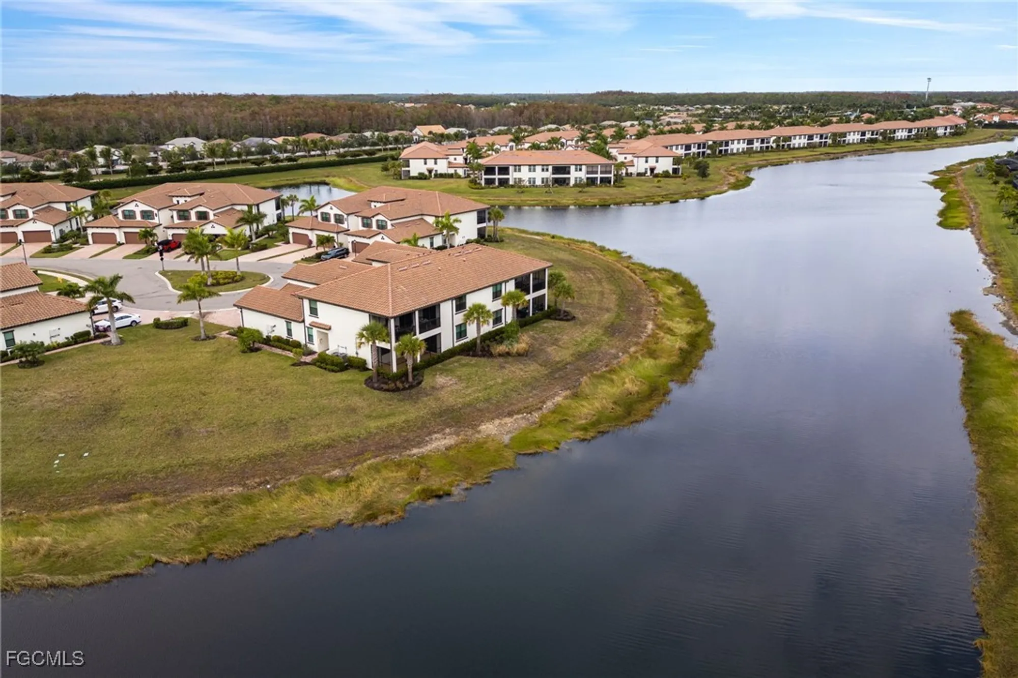 Property Slideshow image 4 of 49 | 12000 hawthorn lake dr unit 101, Fort Myers, FL, 33913