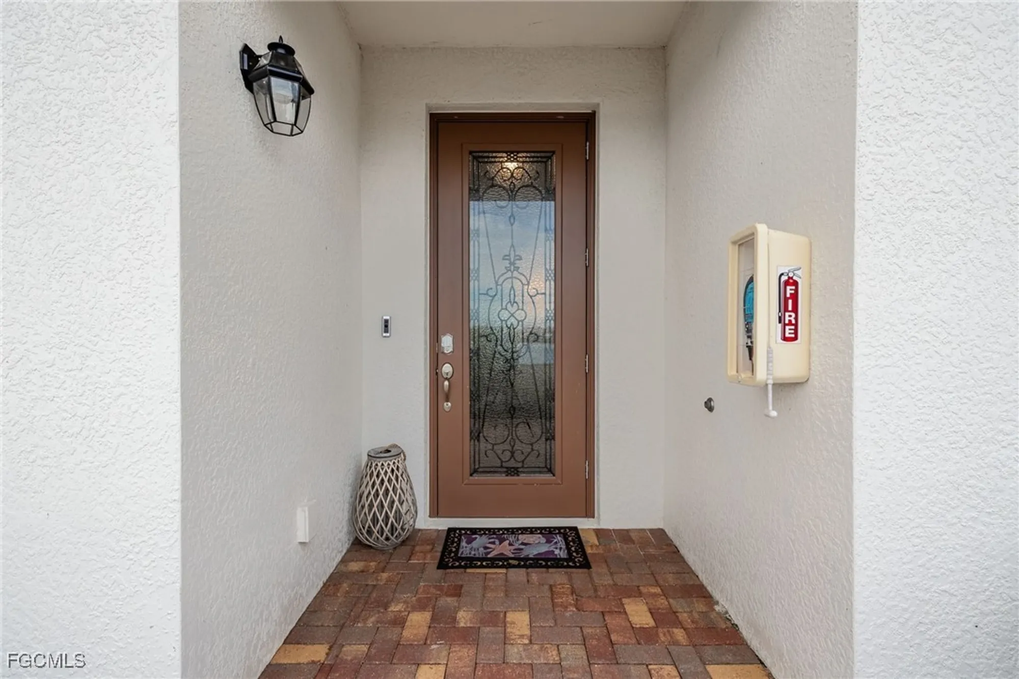 Property Slideshow image 6 of 49 | 12000 hawthorn lake dr unit 101, Fort Myers, FL, 33913