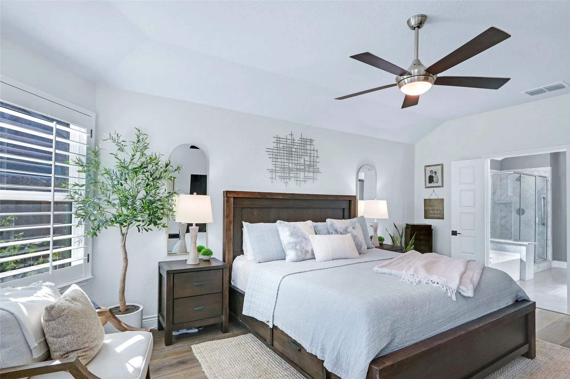Property Slideshow image 19 of 37 | 2291 oak run pkwy, New Braunfels, TX, 78132