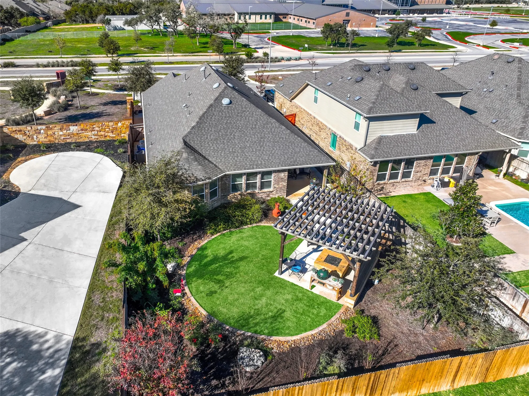 Property Slideshow image 34 of 37 | 2291 oak run pkwy, New Braunfels, TX, 78132