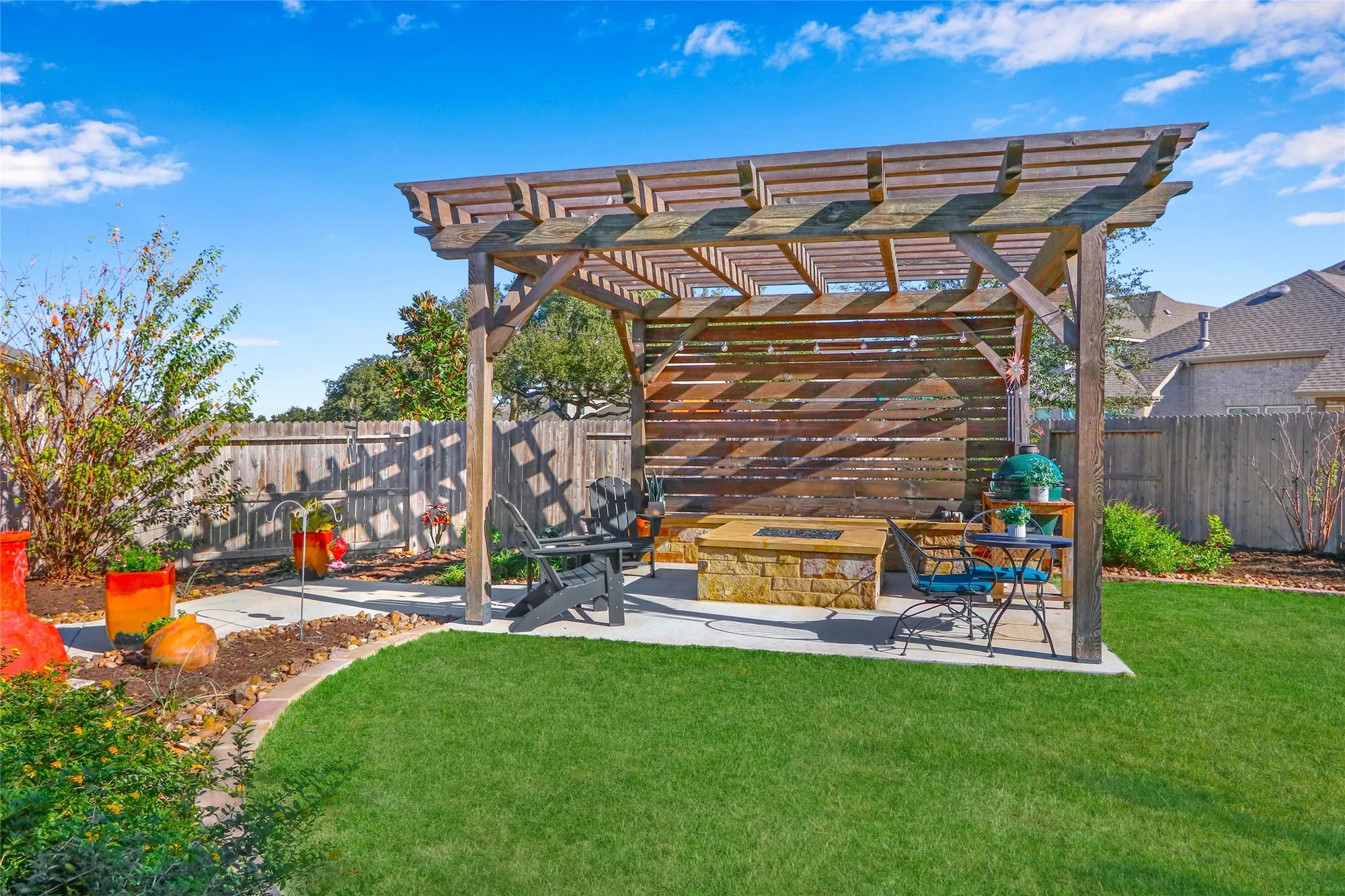 Property Slideshow image 32 of 37 | 2291 oak run pkwy, New Braunfels, TX, 78132