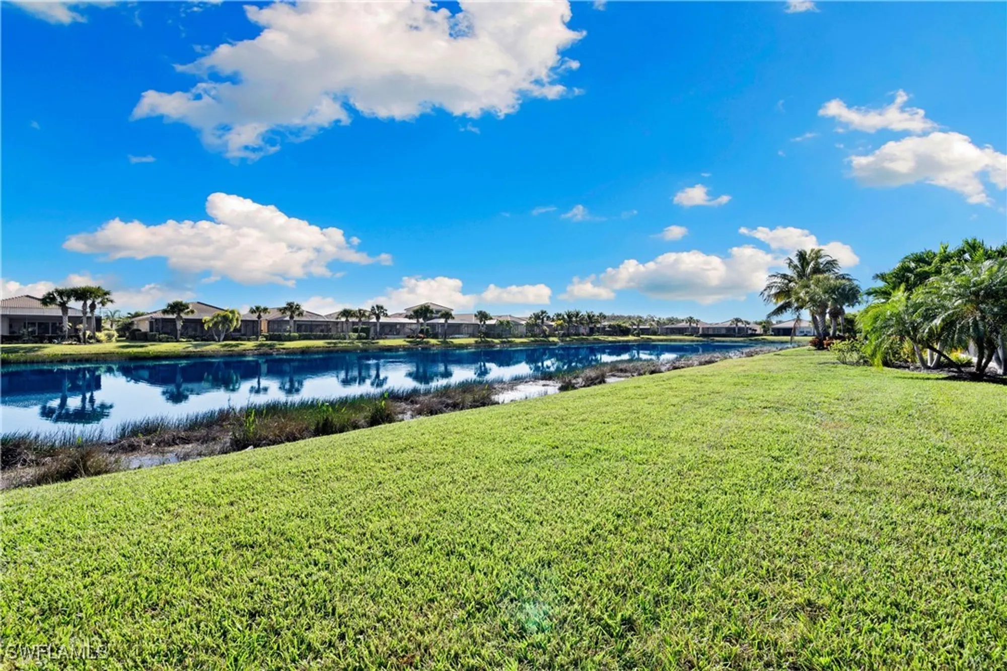 Property Slideshow image 30 of 43 | 10687 prato dr, Fort Myers, FL, 33913