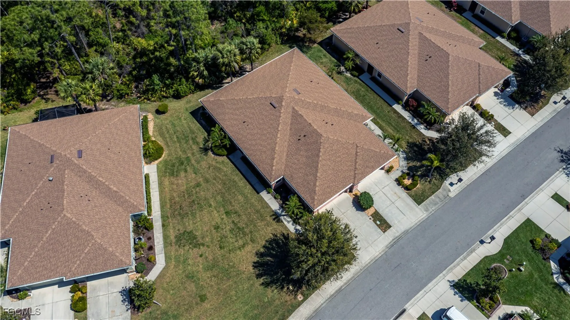 Property Slideshow image 2 of 25 | 20569 chestnut ridge dr, North Fort Myers, FL, 33917