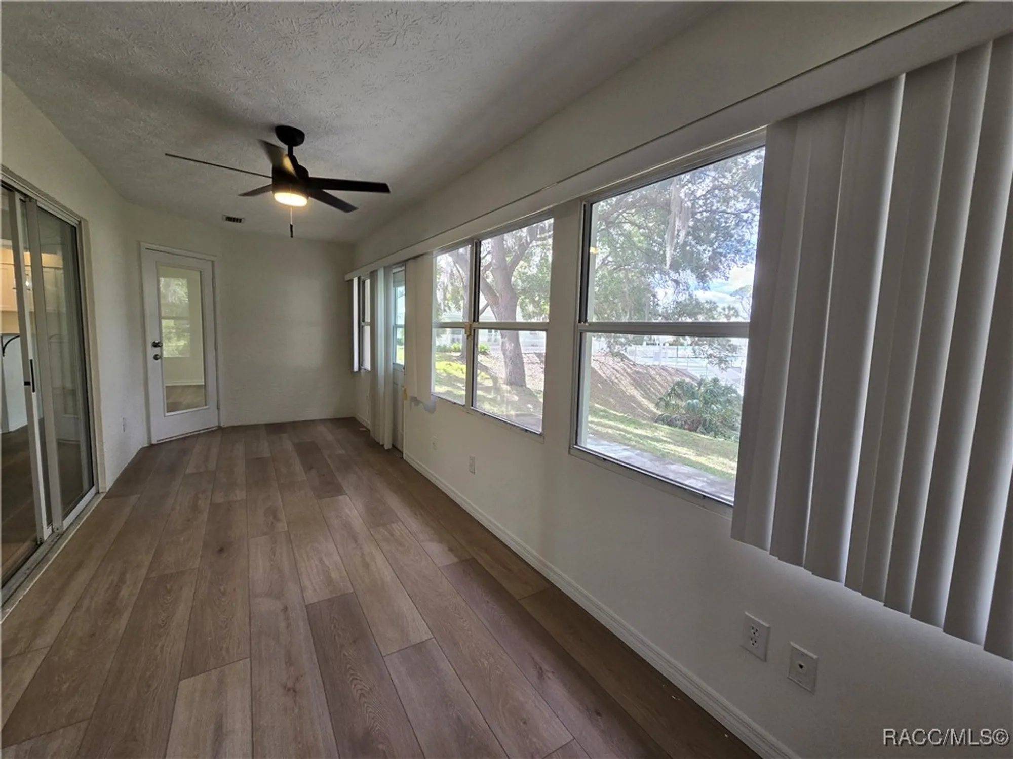 Property Slideshow image 16 of 26 | 719 balmoral ct, Inverness, FL, 34453