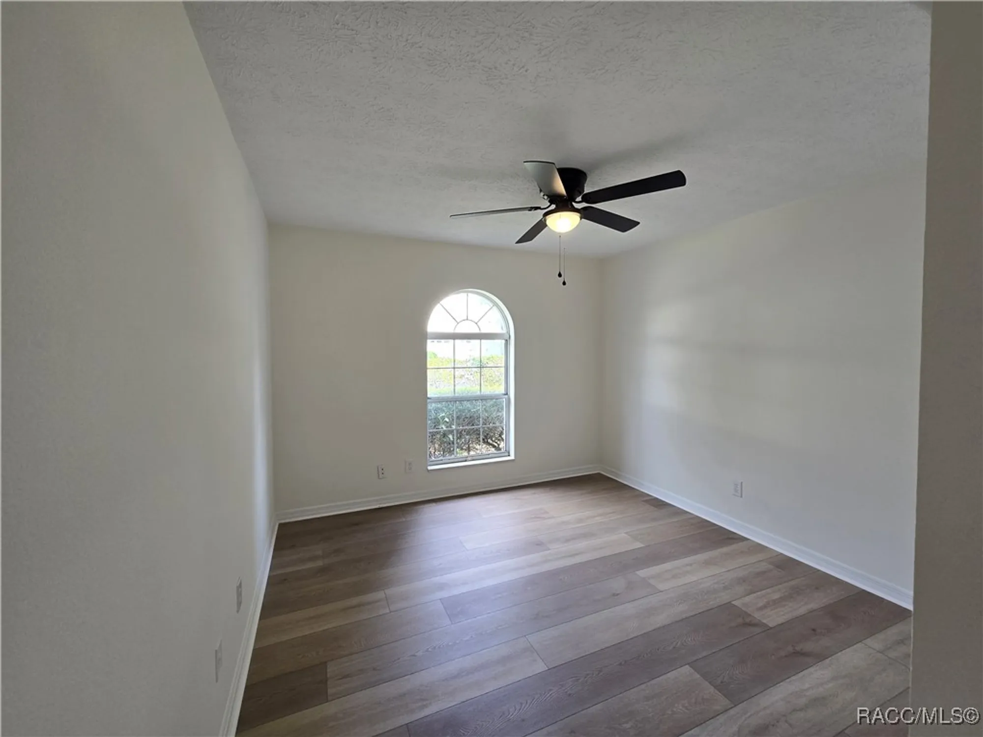 Property Slideshow image 19 of 26 | 719 balmoral ct, Inverness, FL, 34453