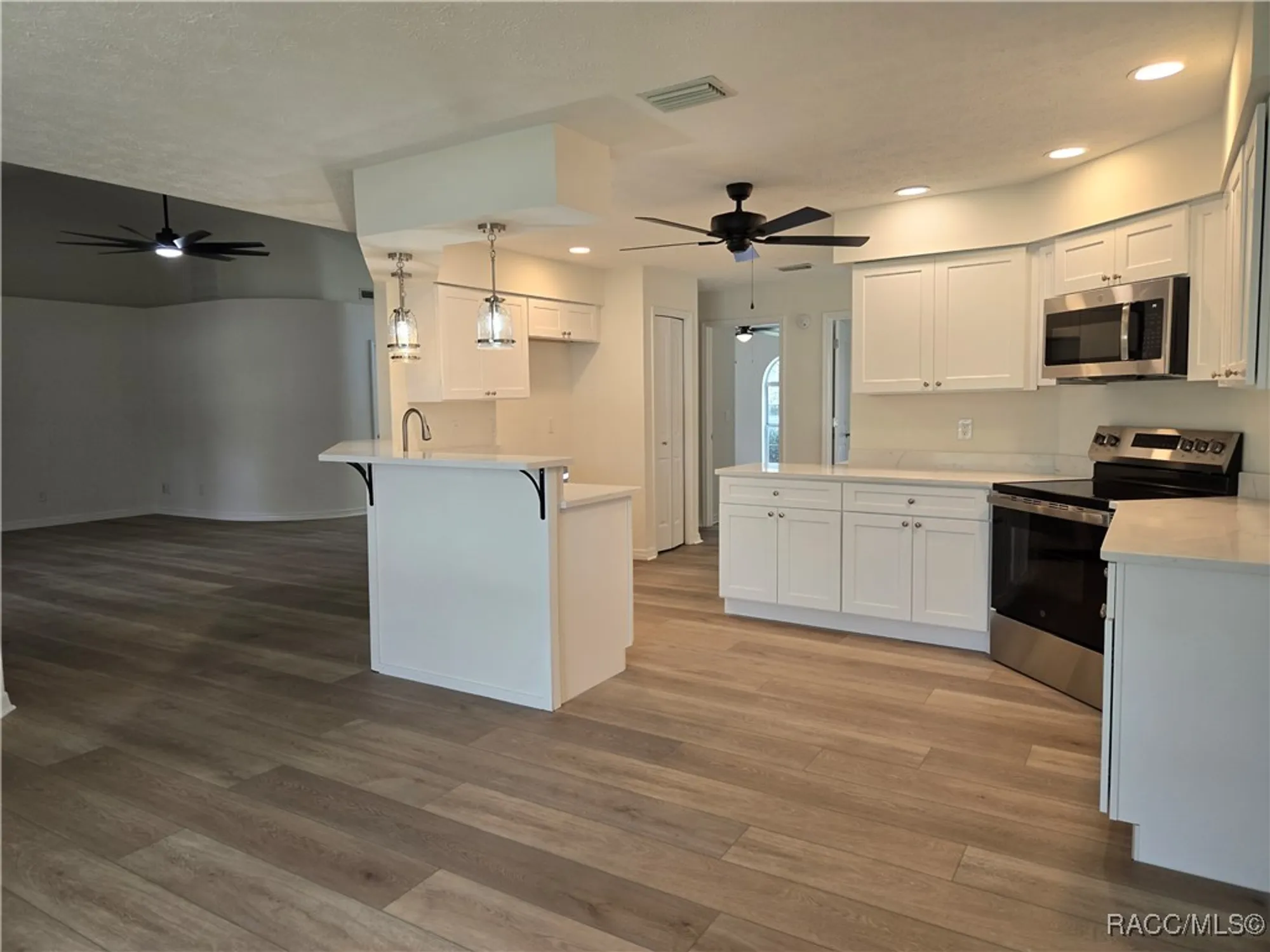 Property Slideshow image 7 of 26 | 719 balmoral ct, Inverness, FL, 34453