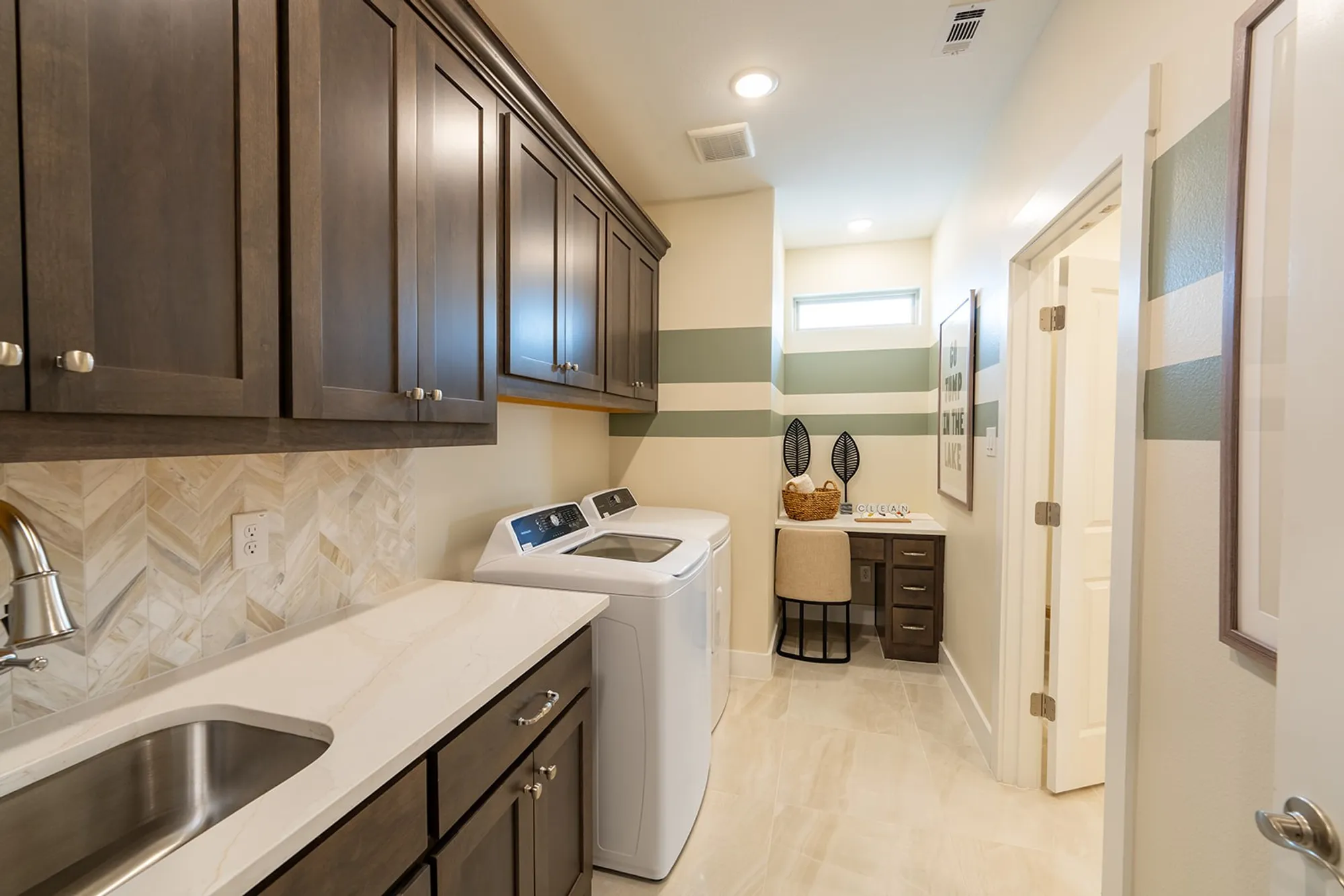 Property Slideshow image 34 of 40 | 3416 esplanade dr, Little Elm, TX, 75068