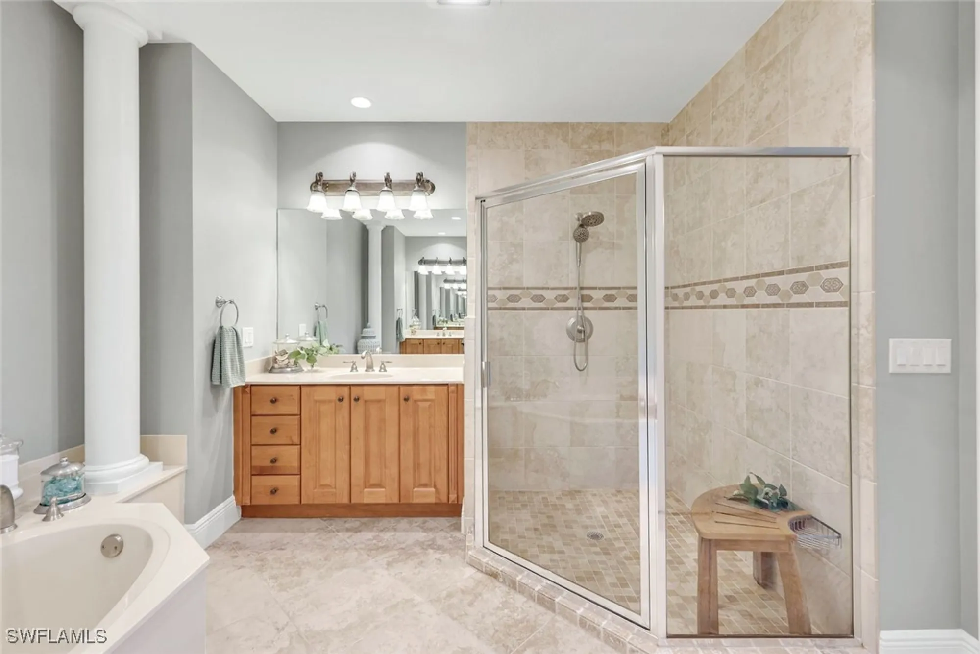 Property Slideshow image 22 of 40 | 9225 museo cir unit 103, Naples, FL, 34114