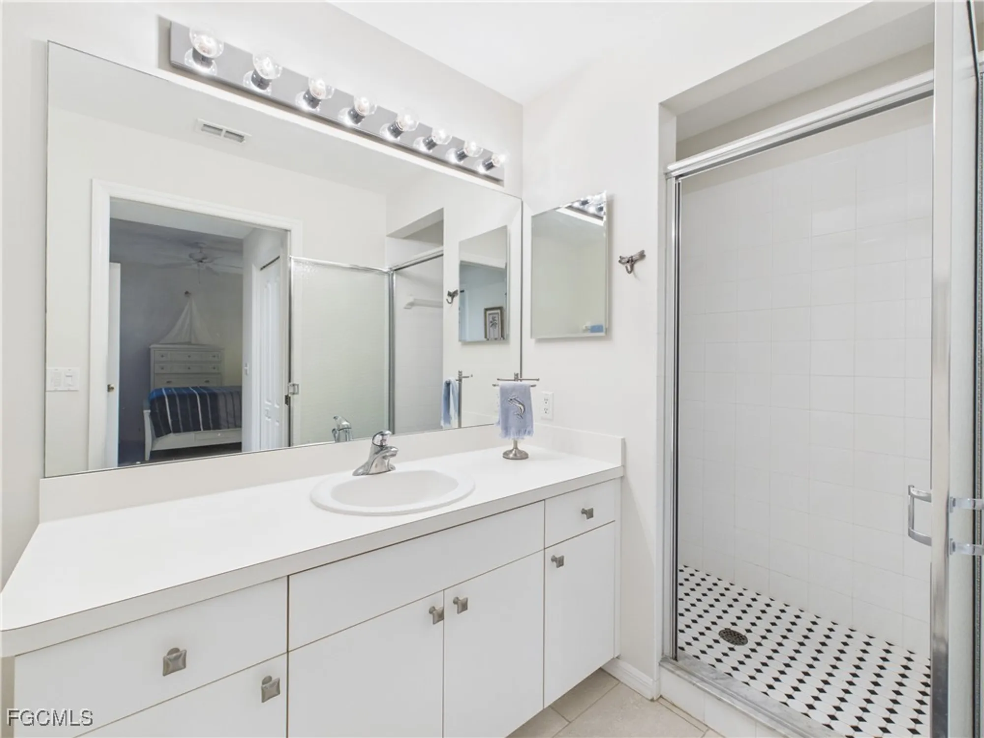 Property Slideshow image 15 of 32 | 10461 washingtonia palm way 3436, Fort Myers, FL, 33966