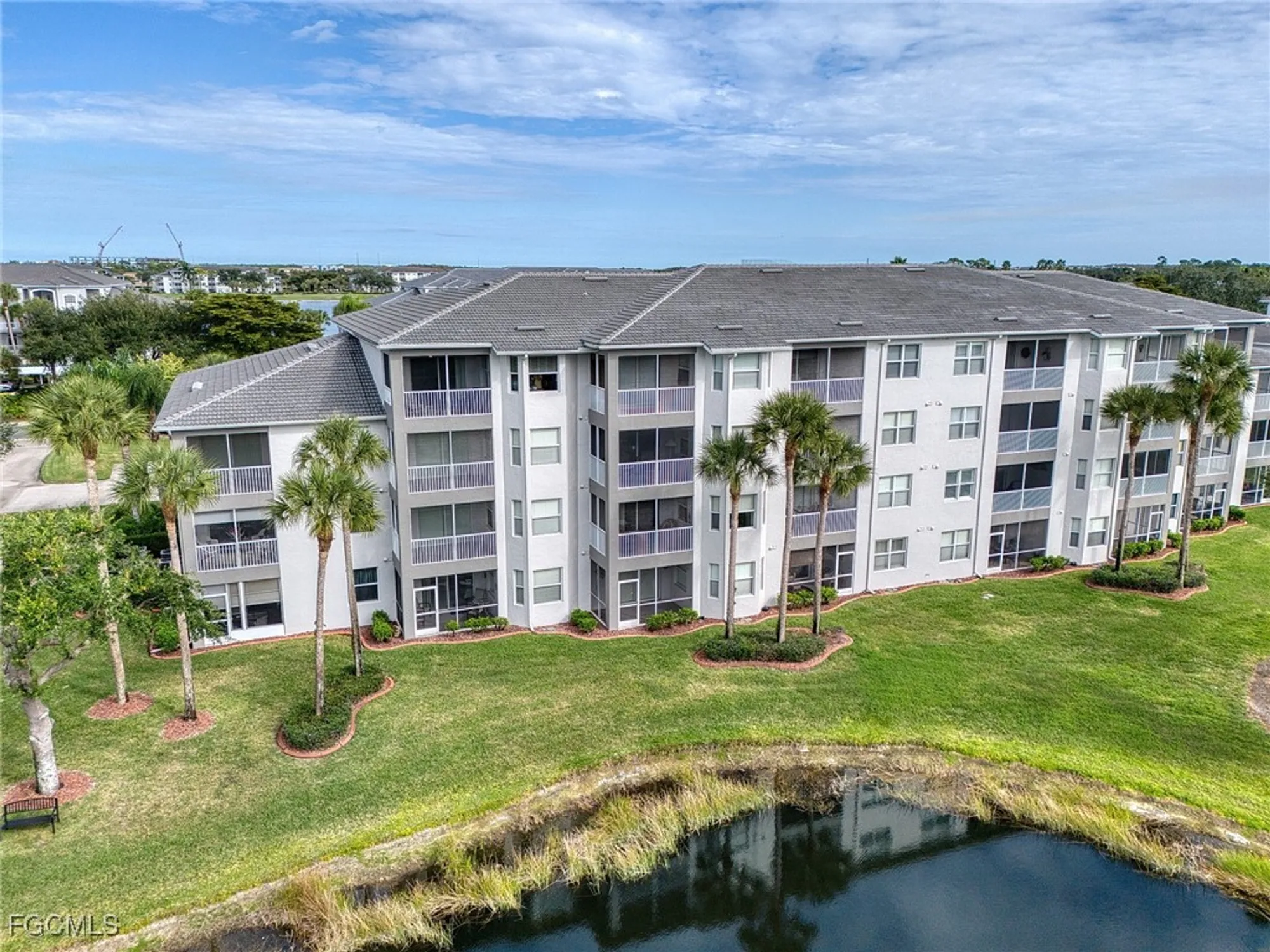 Property Slideshow image 29 of 32 | 10461 washingtonia palm way 3436, Fort Myers, FL, 33966