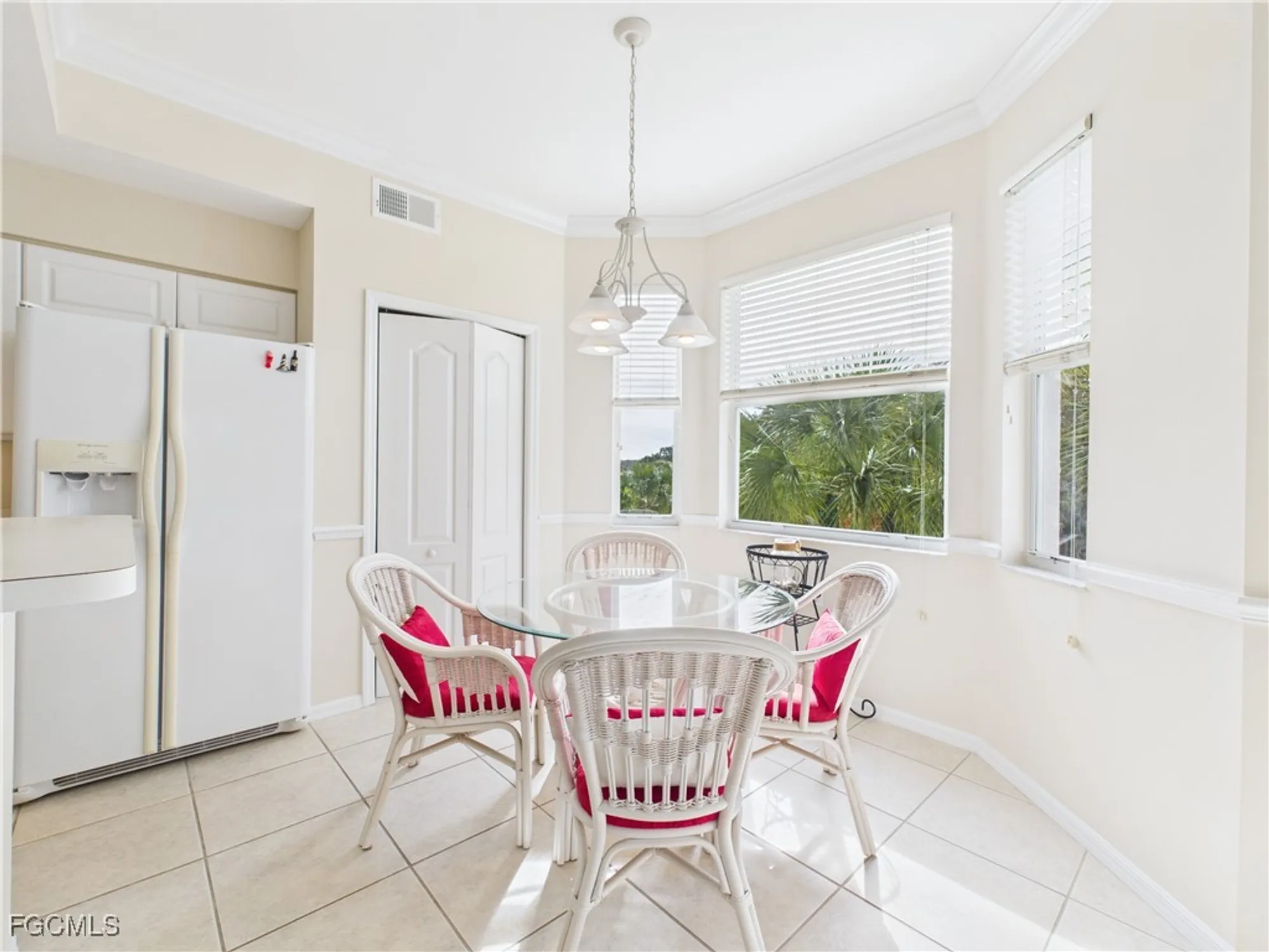 Property Slideshow image 23 of 32 | 10461 washingtonia palm way 3436, Fort Myers, FL, 33966