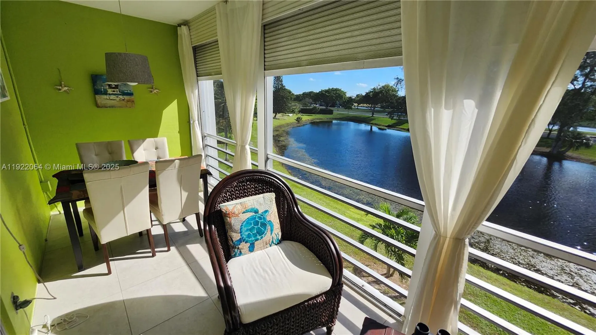Property Slideshow image 3 of 45 | 3143 cambridge g # 3143, Deerfield Beach, FL, 33442