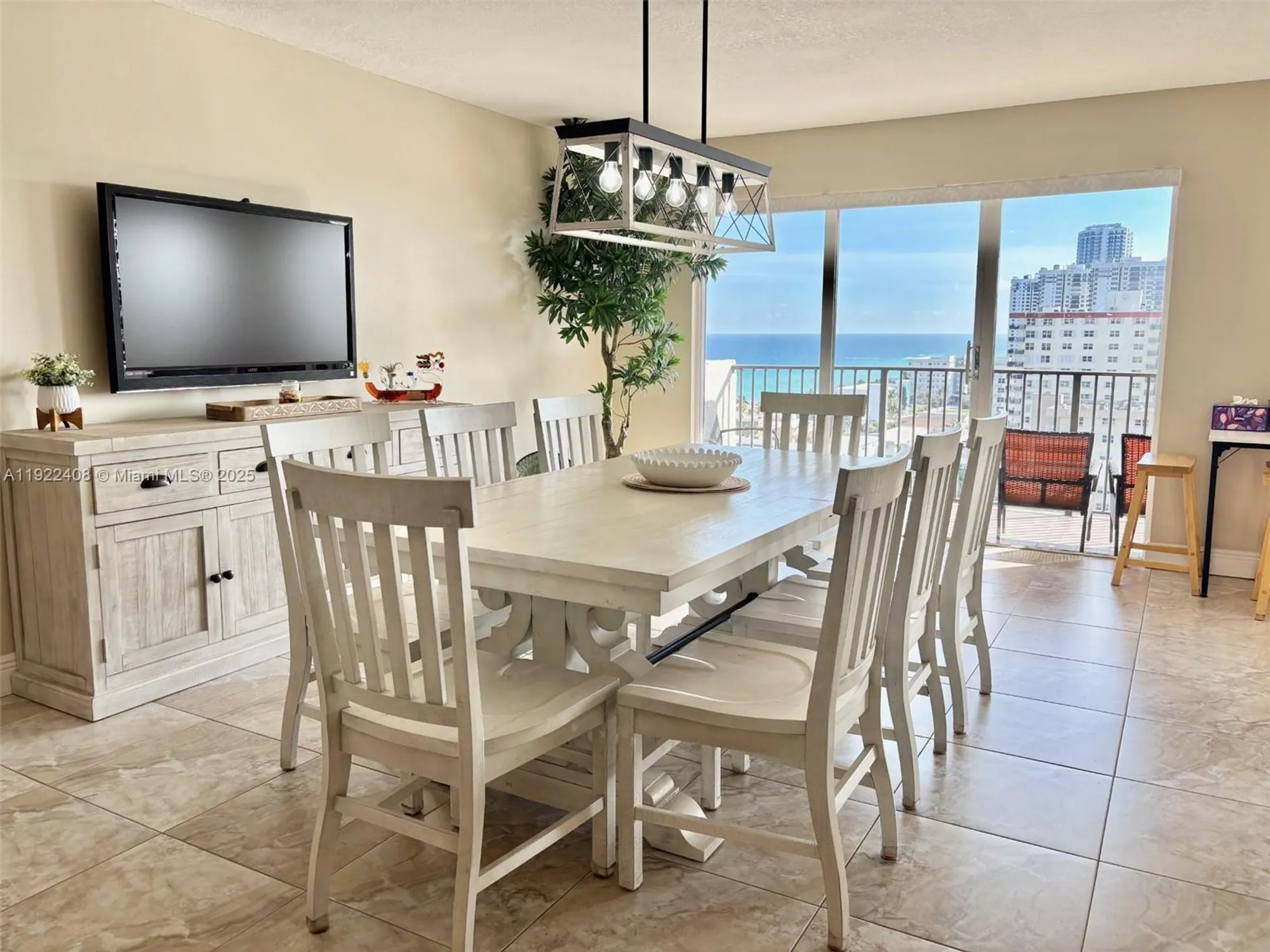 Property Slideshow image 22 of 65 | 1201 s ocean dr 1610s, Hollywood, FL, 33019