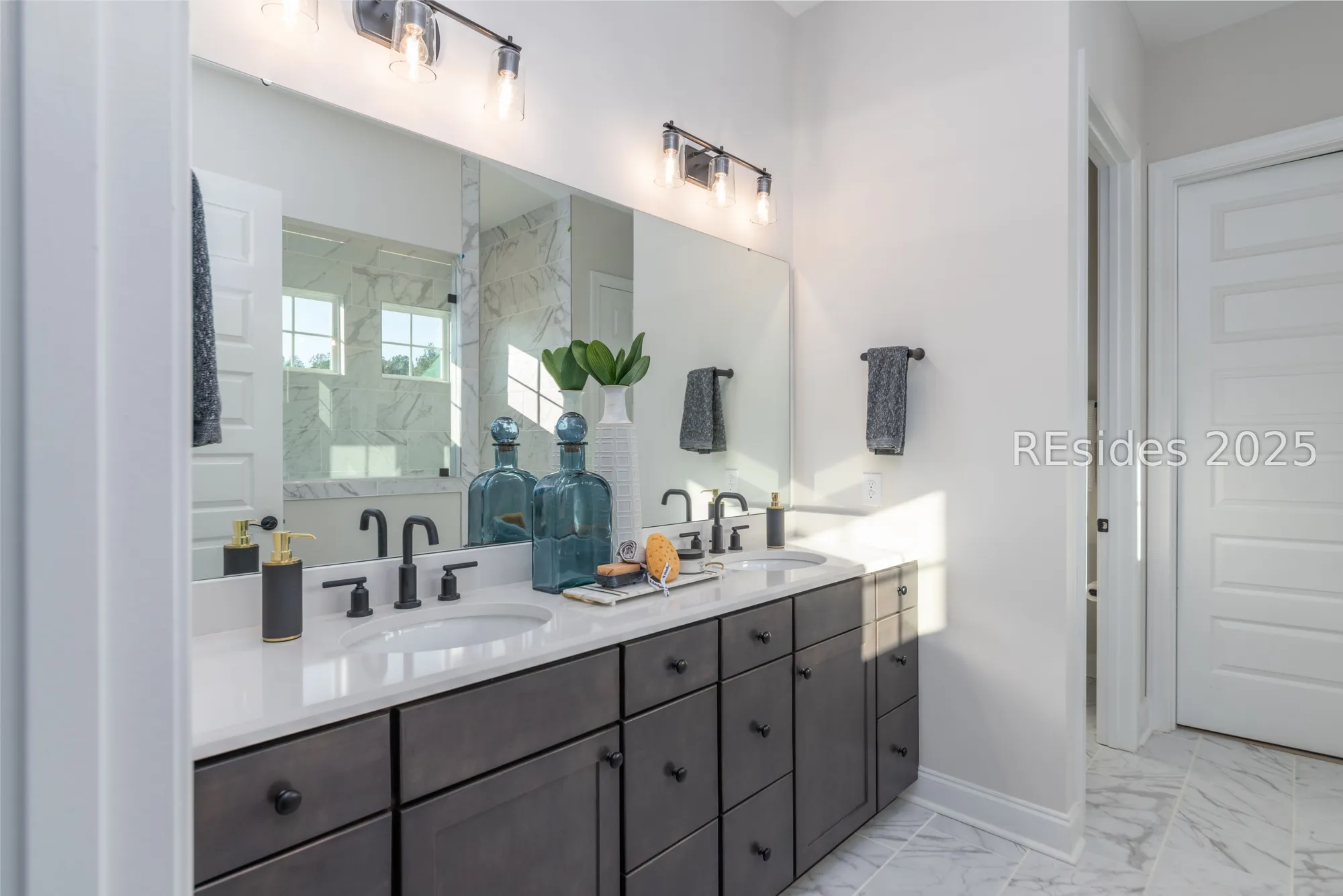 Property Slideshow image 5 of 6 | 158 carolina oaks ave, Bluffton, SC, 29909