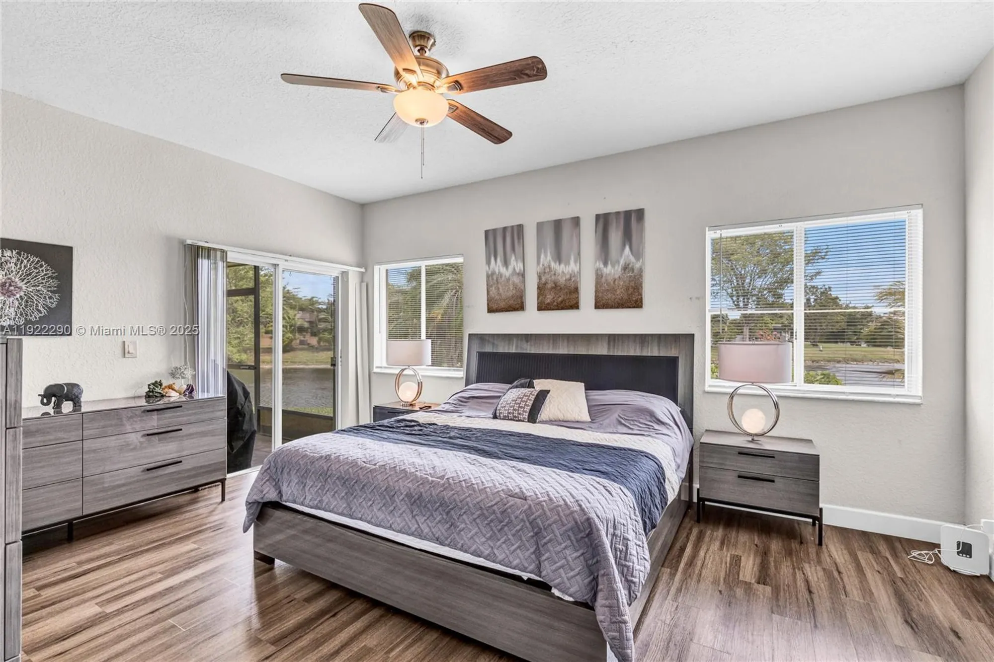 Property Slideshow image 15 of 38 | 7602 nw 99th ter, Tamarac, FL, 33321