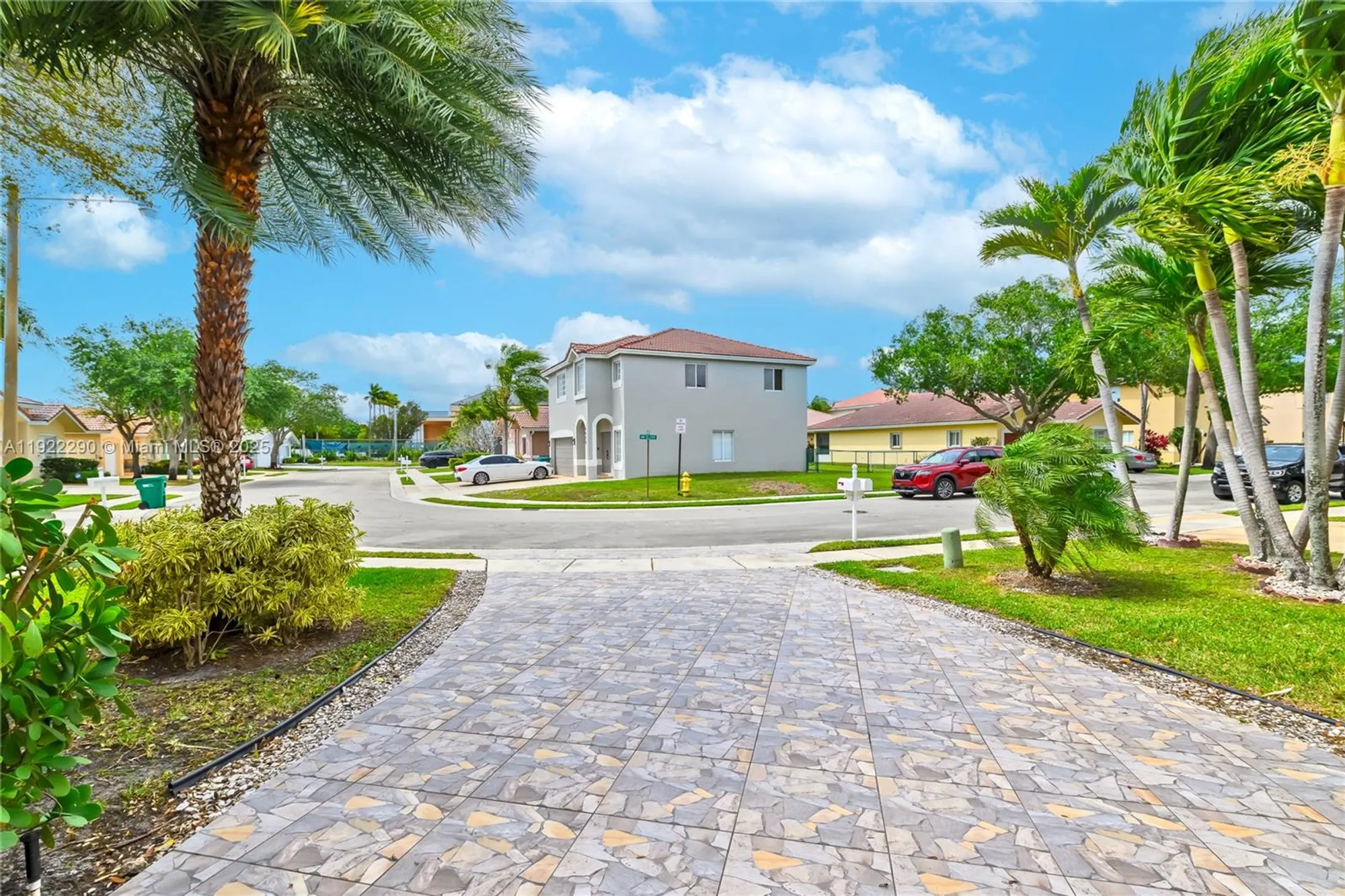 Property Slideshow image 37 of 38 | 7602 nw 99th ter, Tamarac, FL, 33321