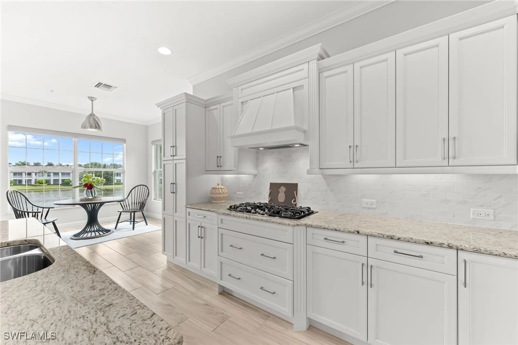 Property Slideshow image 15 of 50 | 8030 signature club cir # 6, Naples, FL, 34113