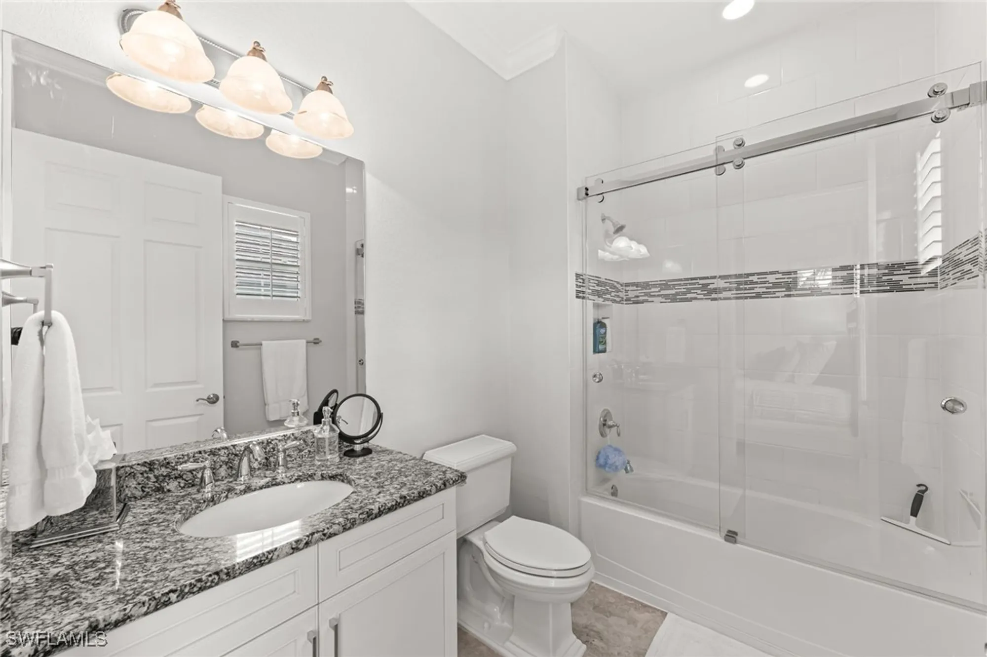 Property Slideshow image 27 of 50 | 8030 signature club cir unit 202, Naples, FL, 34113