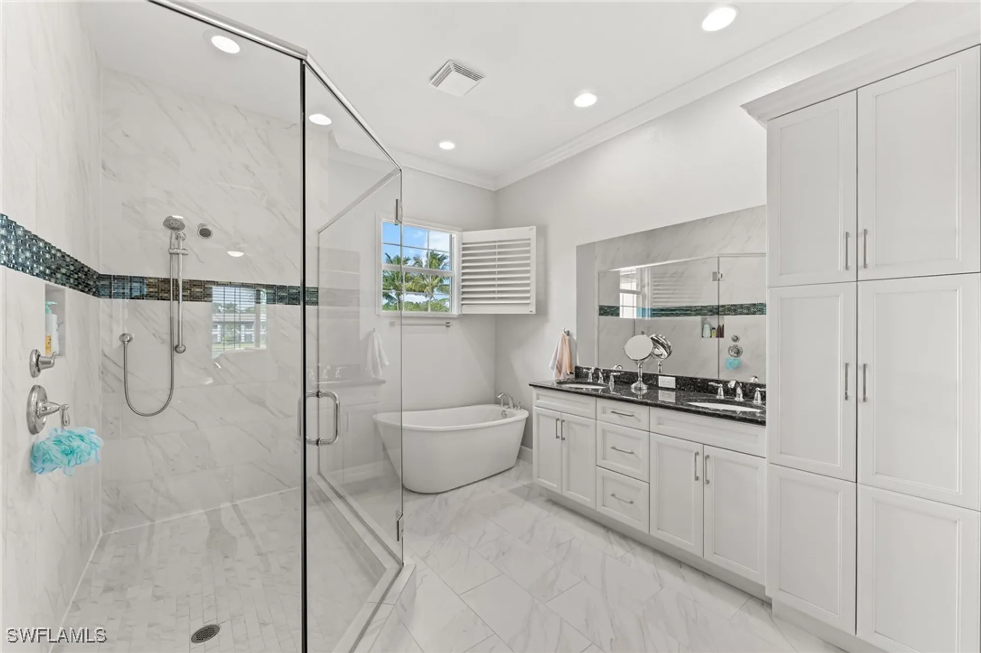 Property Slideshow image 22 of 50 | 8030 signature club cir # 6, Naples, FL, 34113