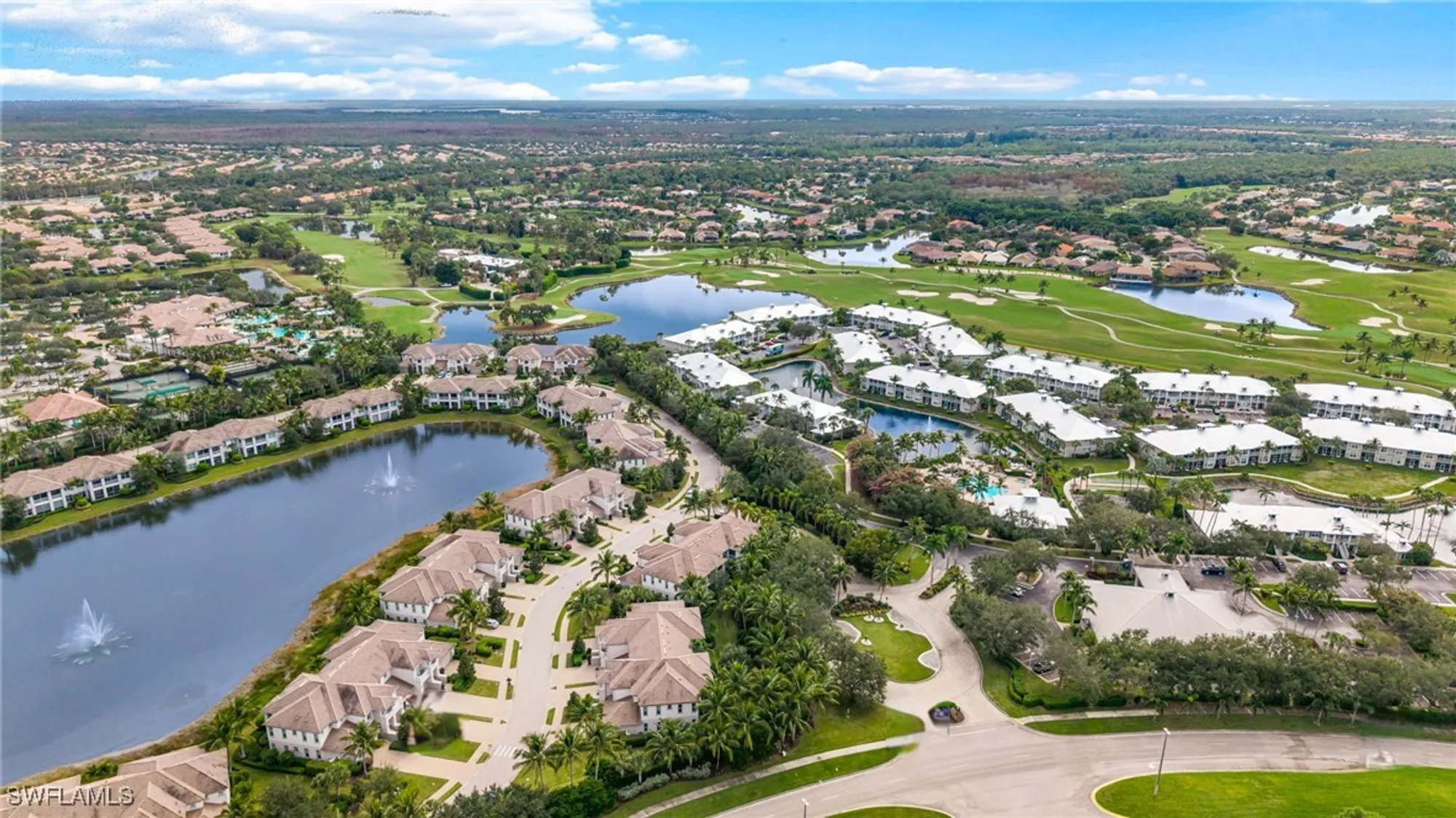 Property Slideshow image 44 of 50 | 8030 signature club cir # 6, Naples, FL, 34113