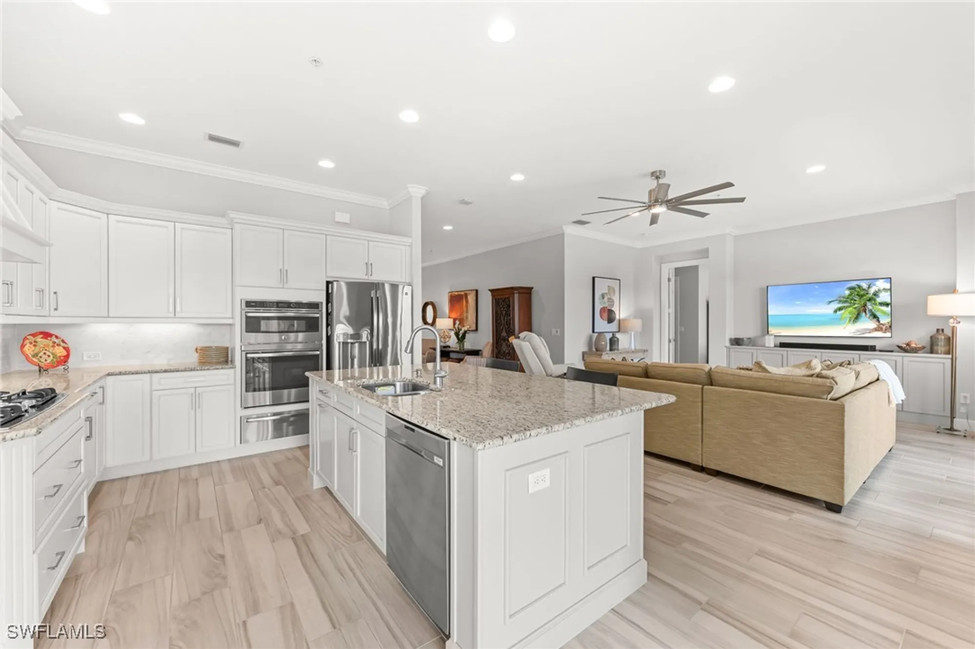 Property Slideshow image 9 of 50 | 8030 signature club cir unit 202, Naples, FL, 34113