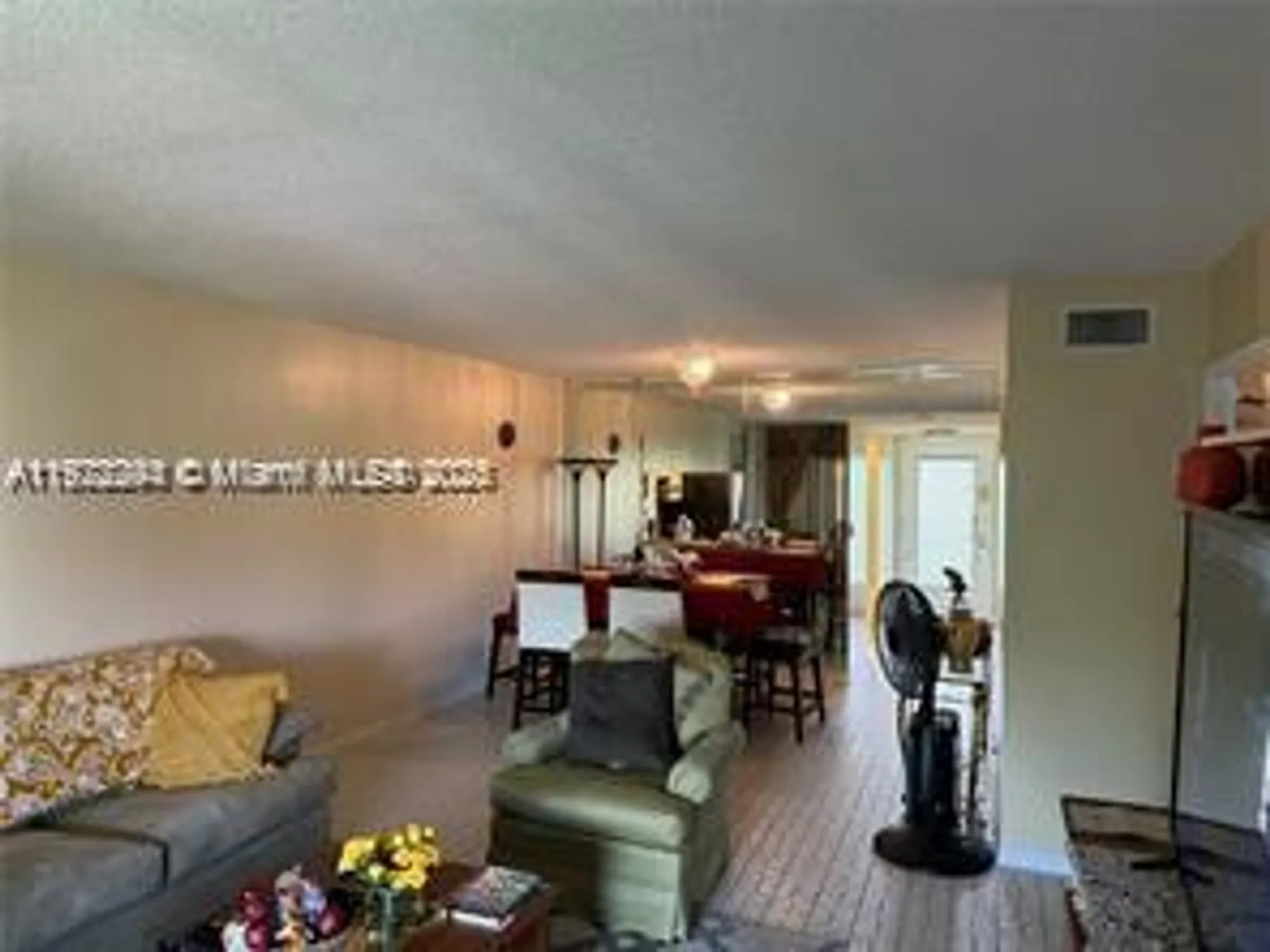 Property Slideshow image 9 of 13 | 3571 inverrary dr 408, Lauderhill, FL, 33319