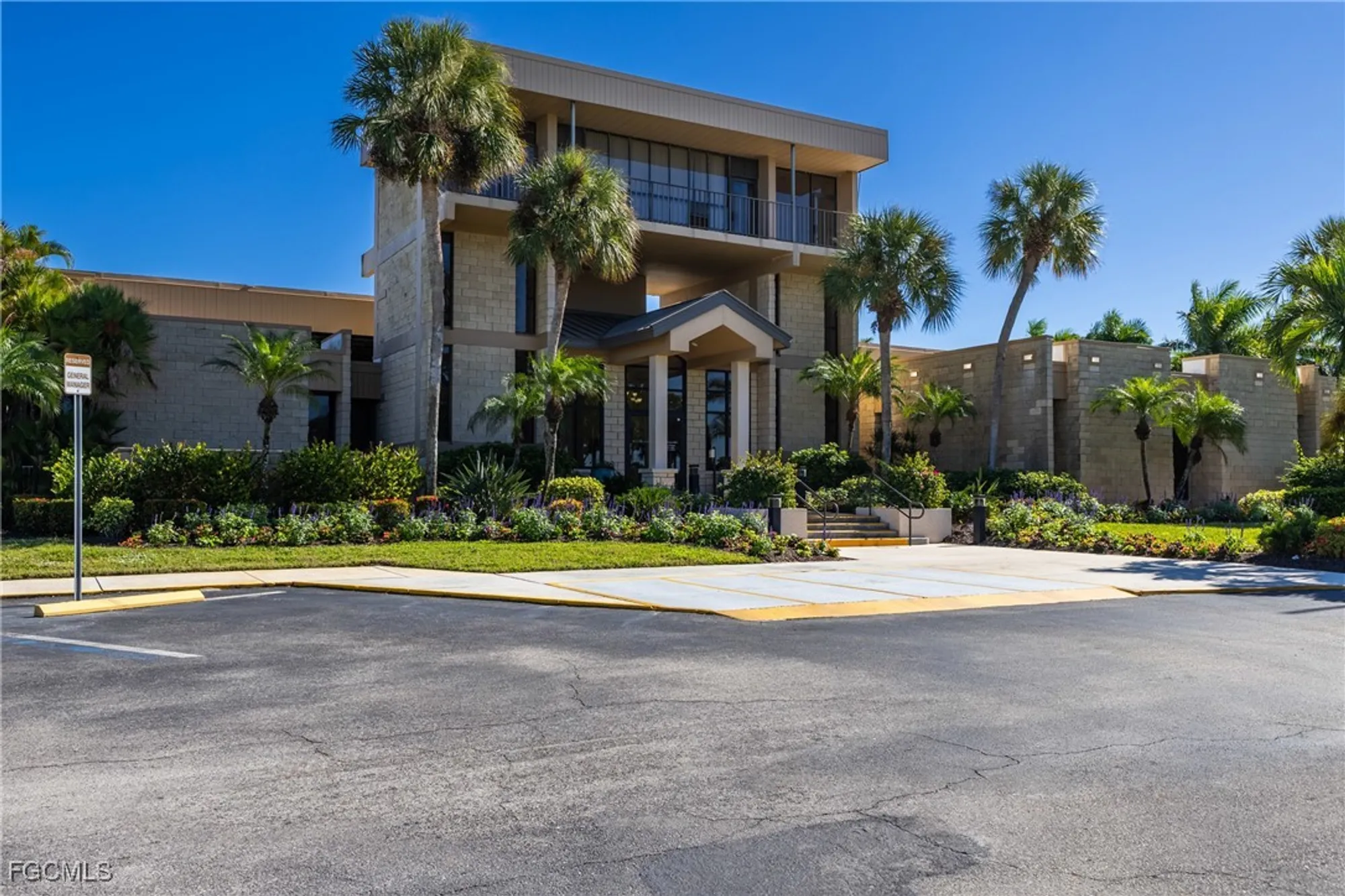 Property Slideshow image 39 of 41 | 1740 pine valley dr apt 211, Fort Myers, FL, 33907