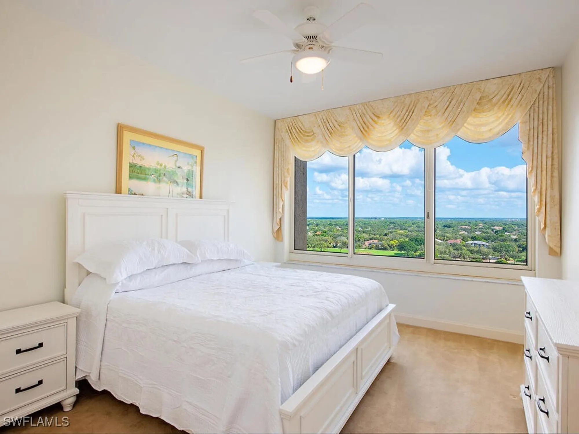Property Slideshow image 13 of 24 | 7117 pelican bay blvd 1604, Naples, FL, 34108