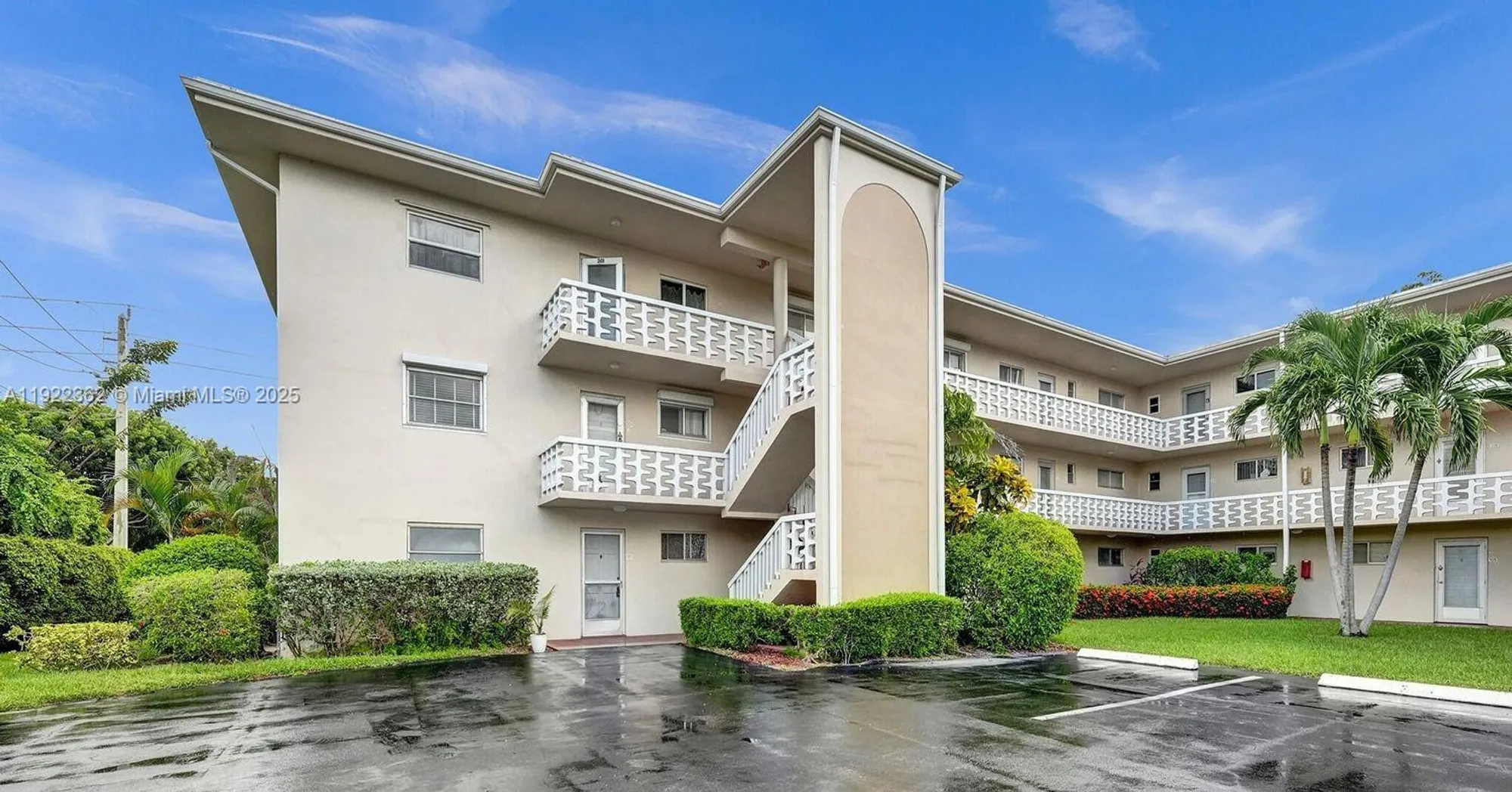 Property Slideshow image 34 of 37 | 2770 garden dr 201, Lake Worth, FL, 33461