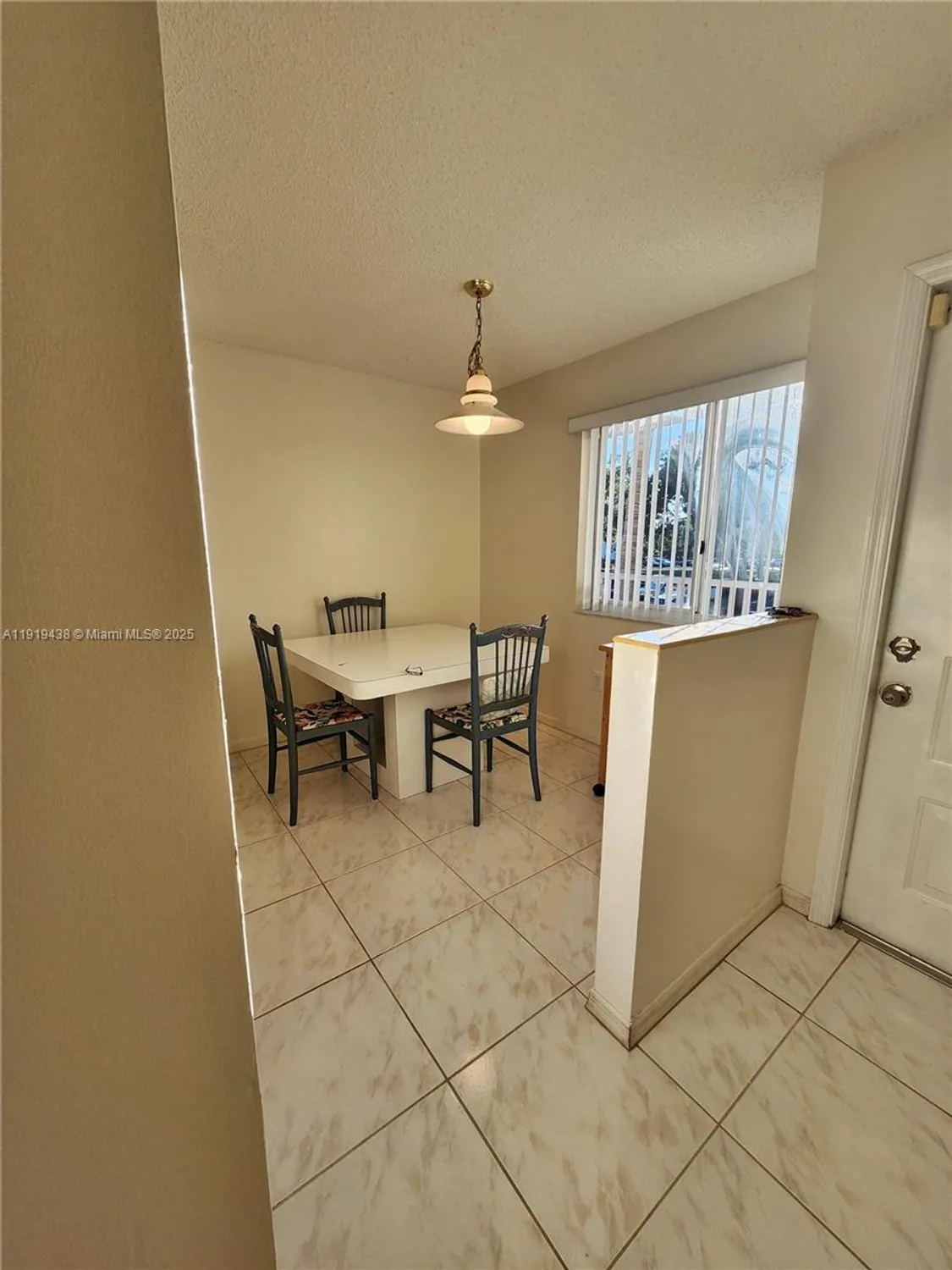 Property Slideshow image 4 of 15 | 7852 trent dr 206, Tamarac, FL, 33321