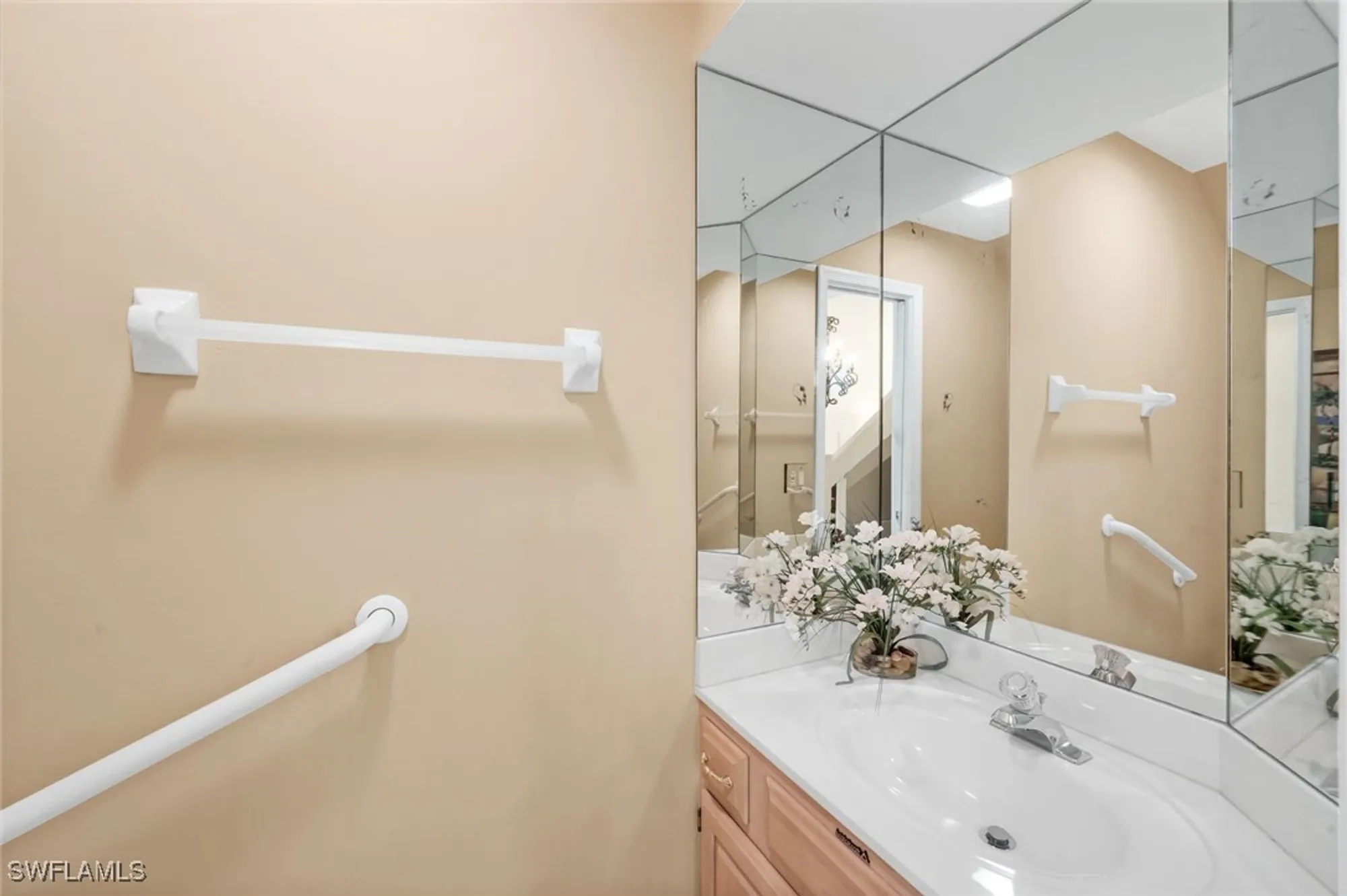 Property Slideshow image 25 of 45 | 6636 trident way, Naples, FL, 34108