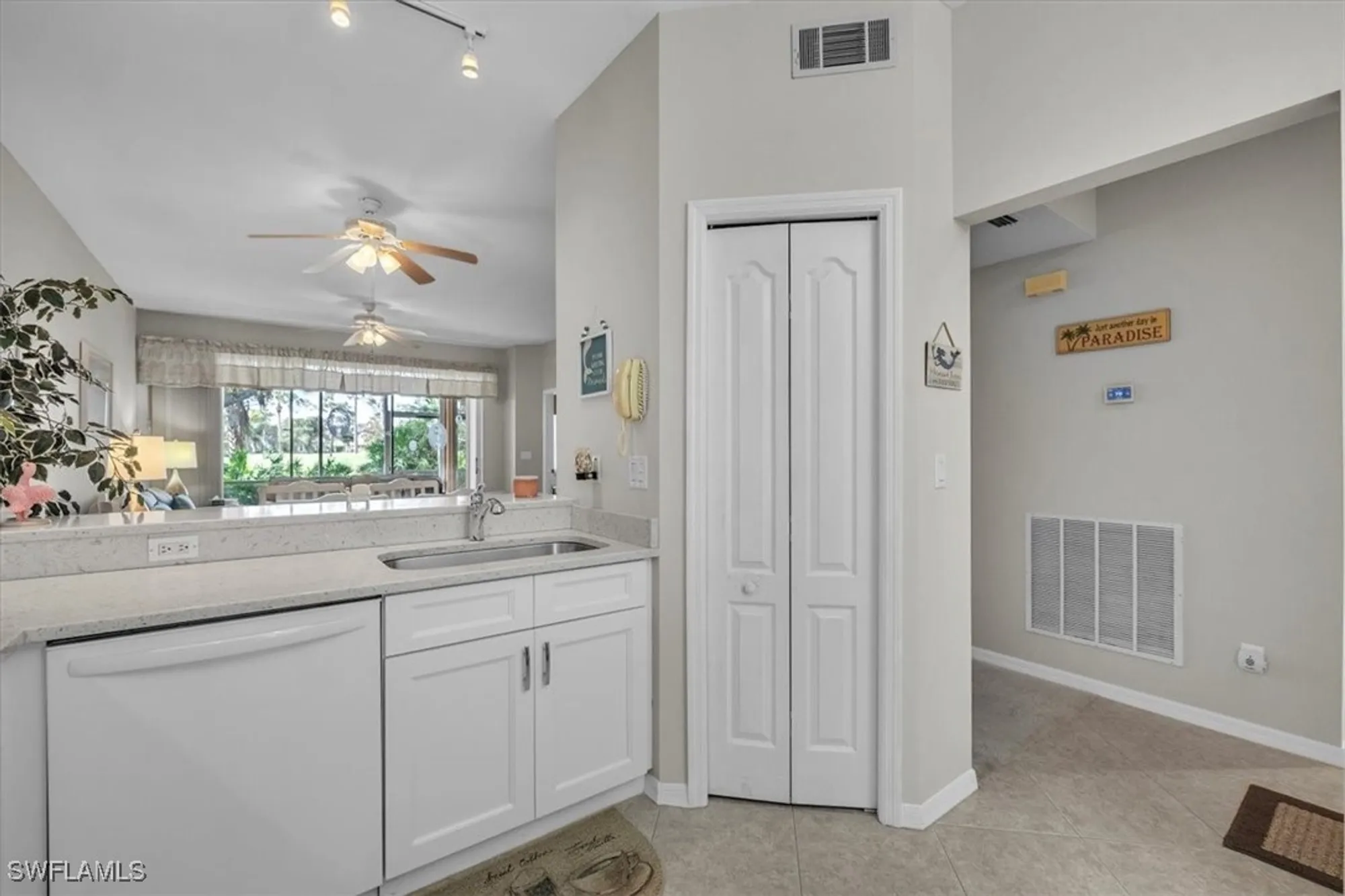 Property Slideshow image 16 of 50 | 8075 tiger cv 1706, Naples, FL, 34113