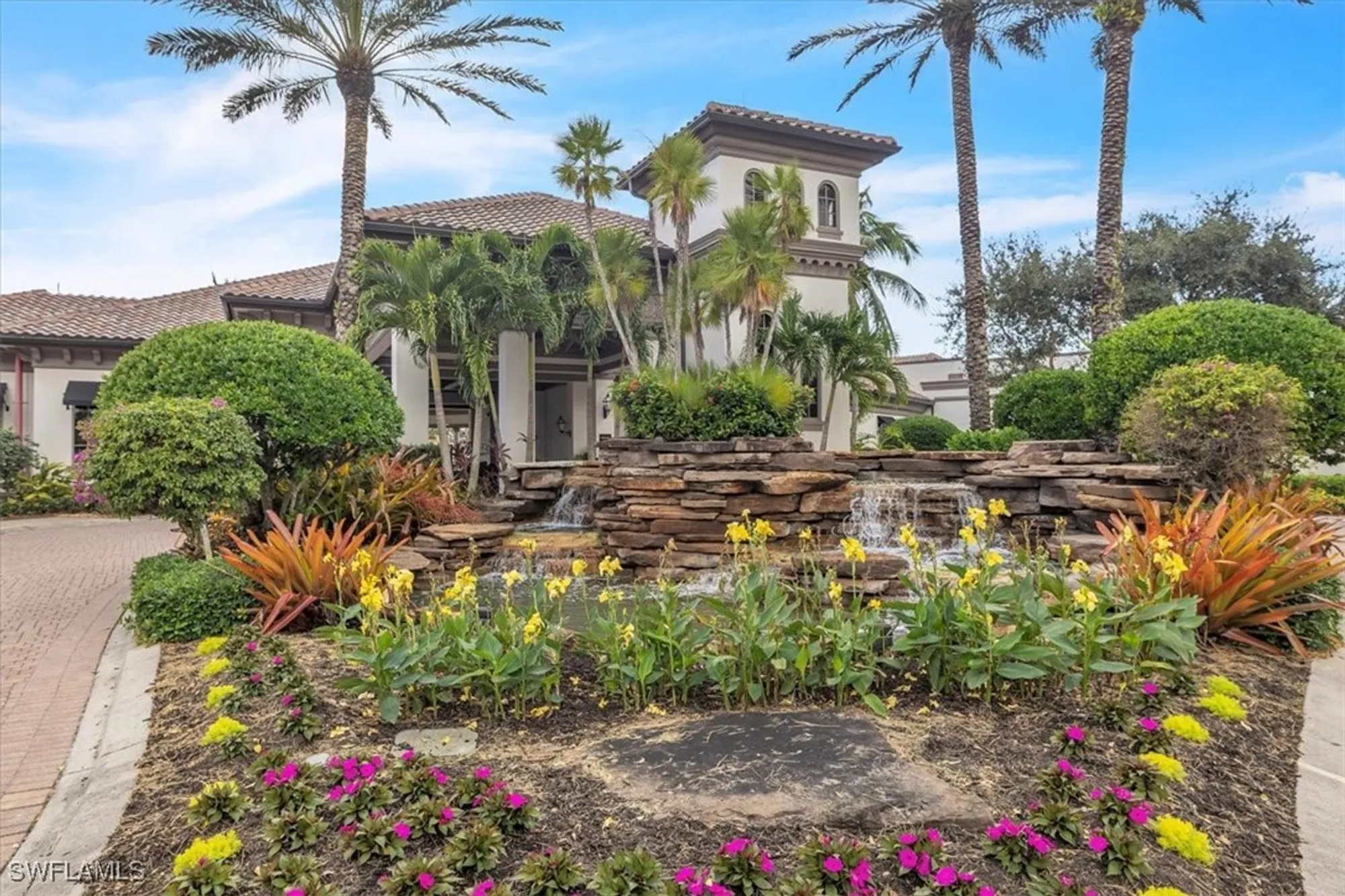 Property Slideshow image 47 of 50 | 8075 tiger cv 1706, Naples, FL, 34113