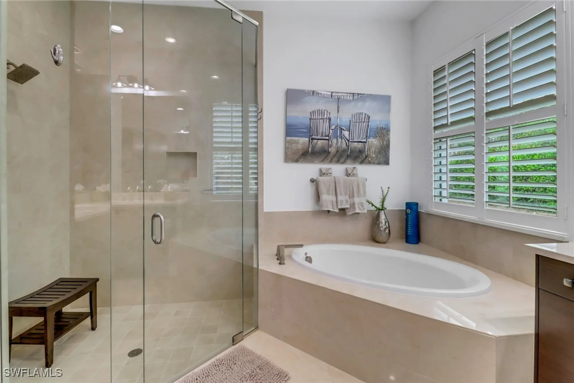 Property Slideshow image 19 of 50 | 5166 andros dr, Naples, FL, 34113