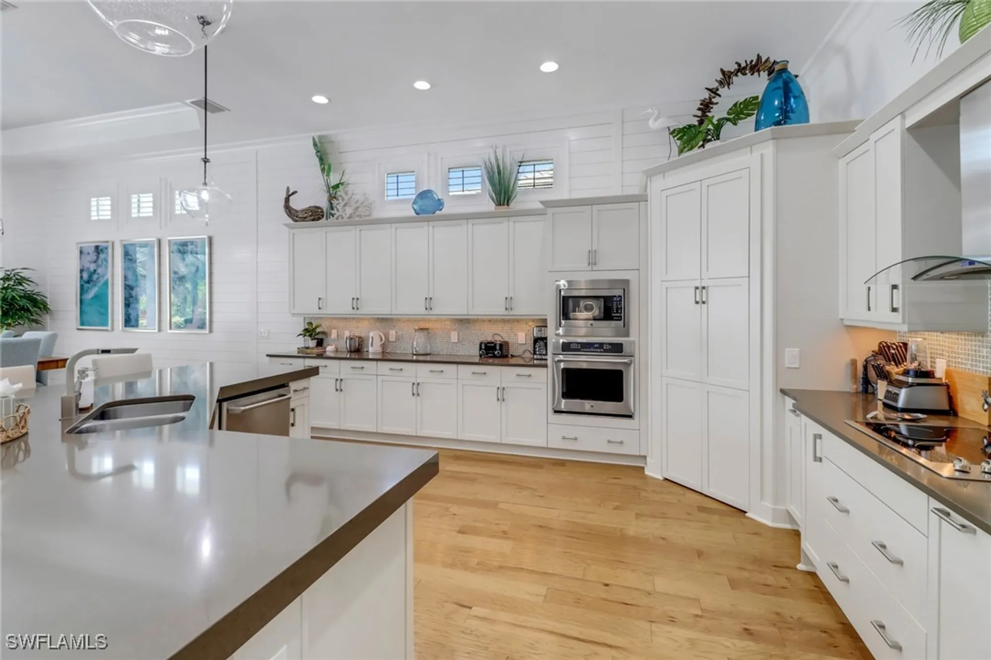 Property Slideshow image 10 of 50 | 5166 andros dr, Naples, FL, 34113