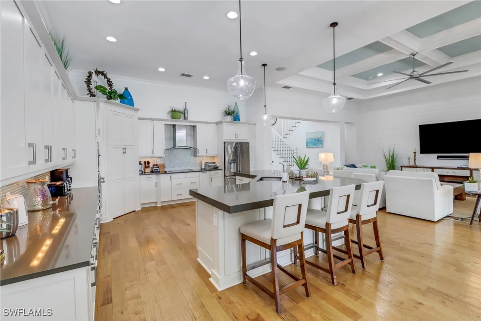 Property Slideshow image 12 of 50 | 5166 andros dr, Naples, FL, 34113