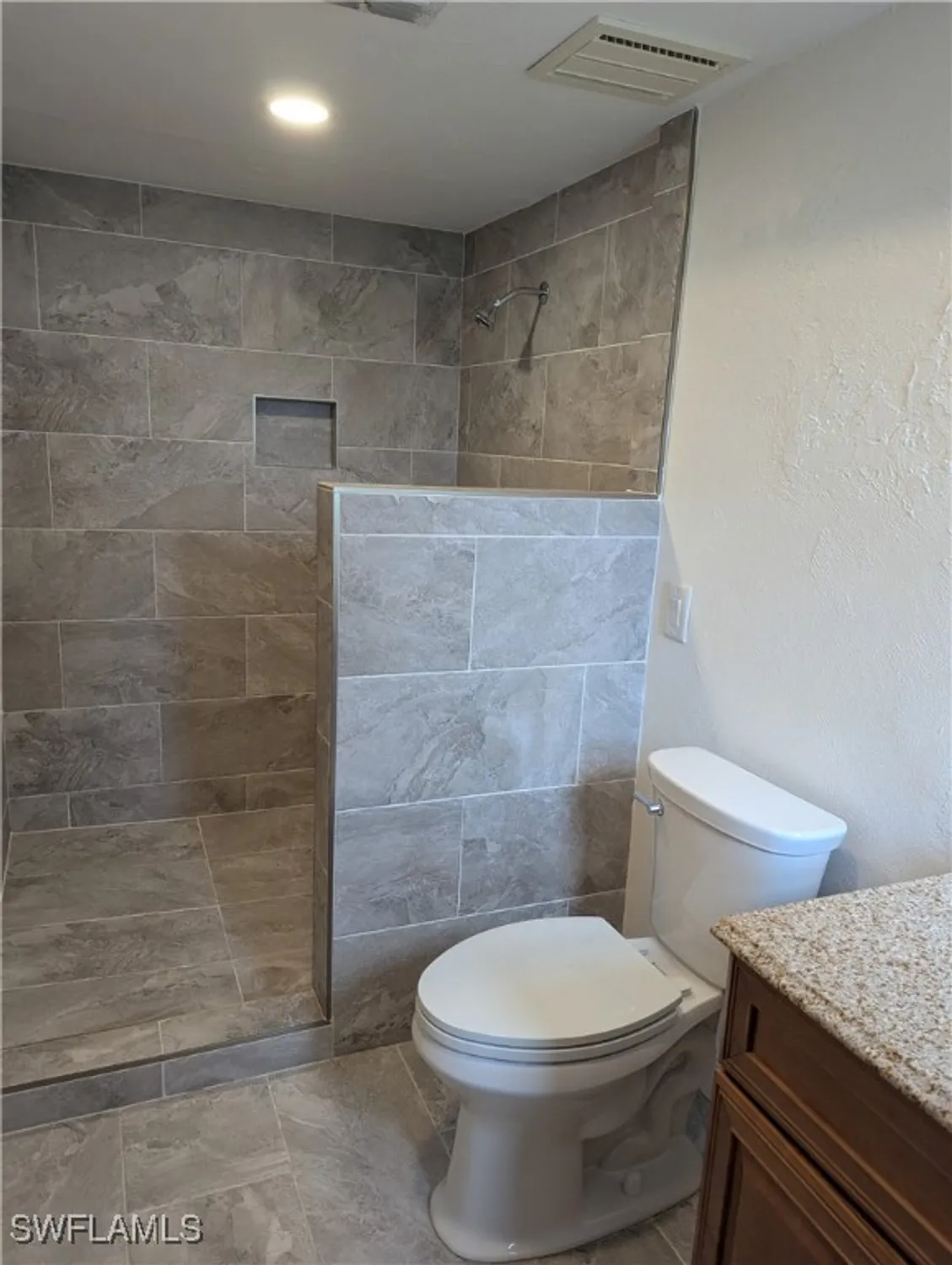 Property Slideshow image 5 of 8 | 997 charlemagne blvd, Naples, FL, 34112