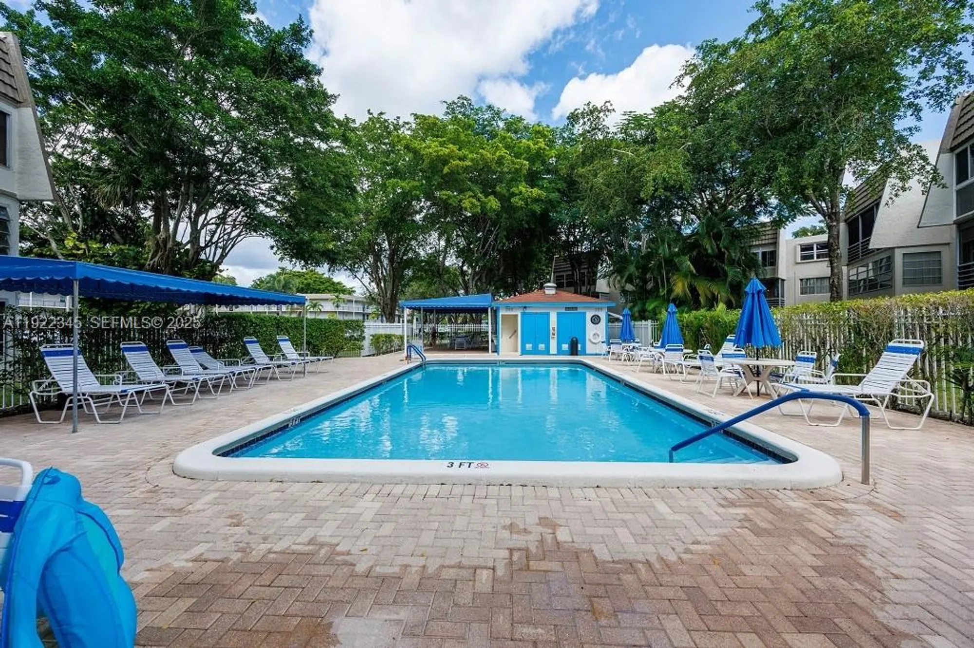 Property Slideshow image 14 of 27 | 9401 lime bay blvd 302, Tamarac, FL, 33321
